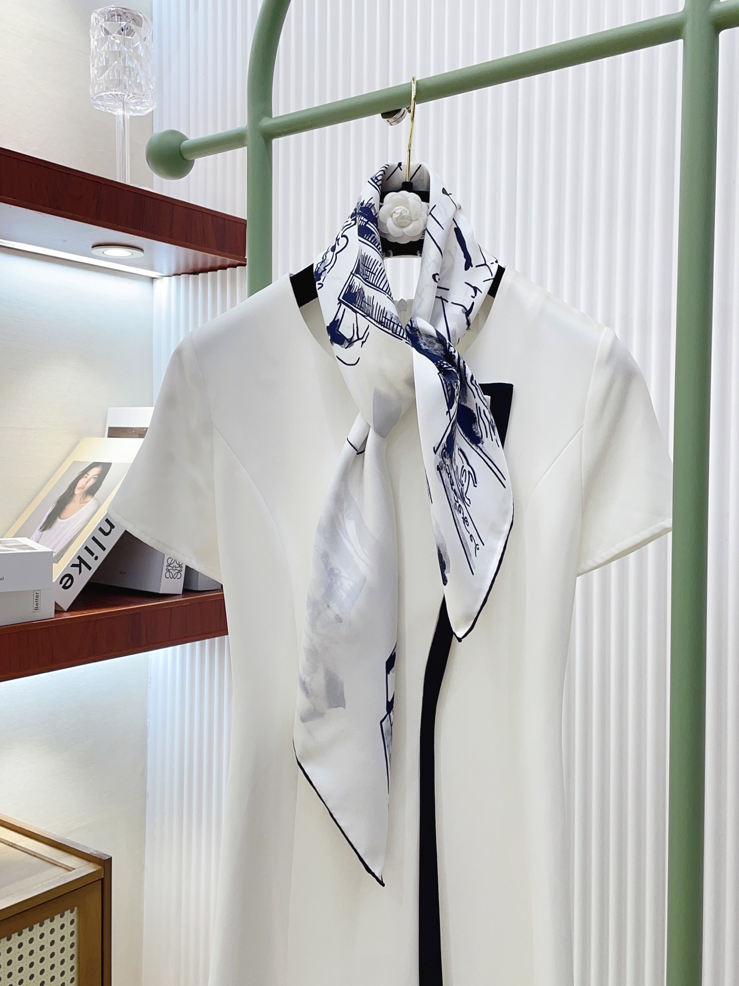 ✨✨【18姆米 双面同色】新款小香‼️美翻了流泪最新御用殿堂级极品‼️经典元素图案设计风格❗️美丽至极 