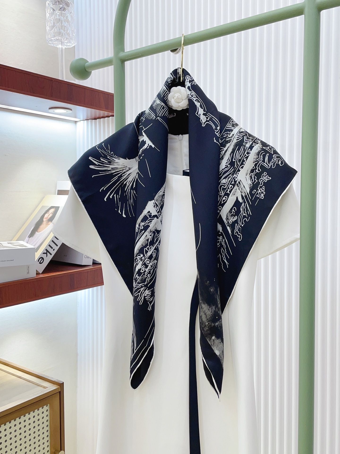 ✨✨【18姆米 双面同色】新款小香‼️美翻了流泪最新御用殿堂级极品‼️经典元素图案设计风格❗️美丽至极 