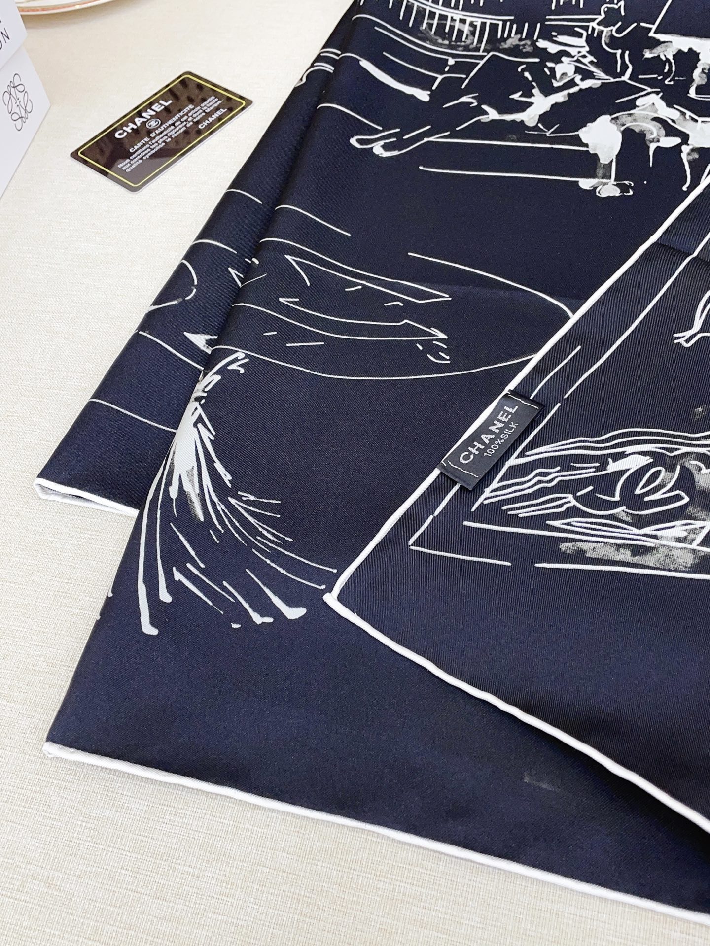 ✨✨【18姆米 双面同色】新款小香‼️美翻了流泪最新御用殿堂级极品‼️经典元素图案设计风格❗️美丽至极 