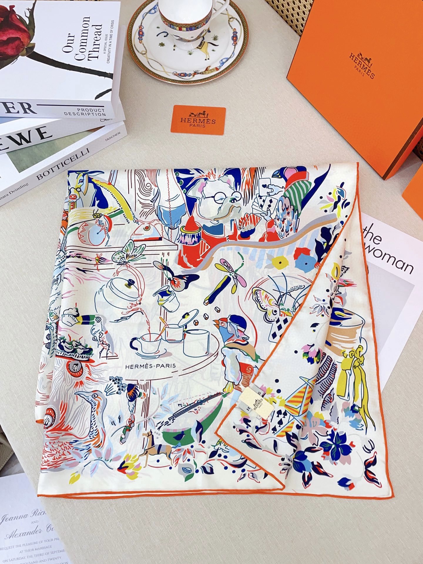 ✨✨【18姆米 双面同色】H**S真丝新款🆕👏👏买了都说好看‼️推荐💕【埃米尔之夜90】真丝方巾，顶级工