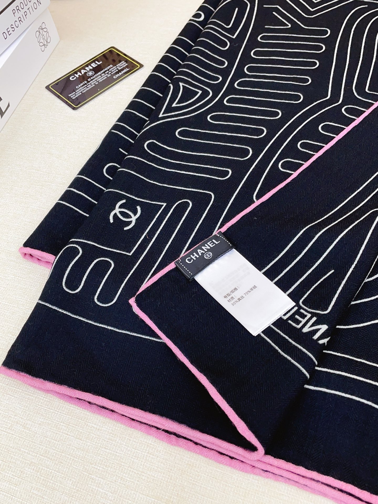 ✨✨✨小香【小香线条条纹140】羊绒方巾‼️抢‼️VIP推荐 ‼️👍下手一定要快【高端 大爱 ‼️纯羊绒