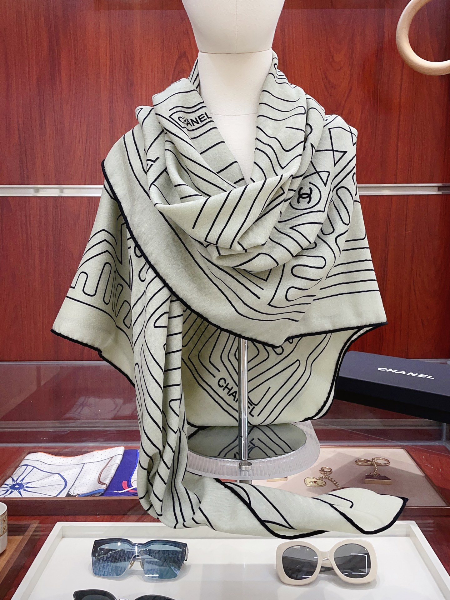 ✨✨✨小香【小香线条条纹140】羊绒方巾‼️抢‼️VIP推荐 ‼️👍下手一定要快【高端 大爱 ‼️纯羊绒