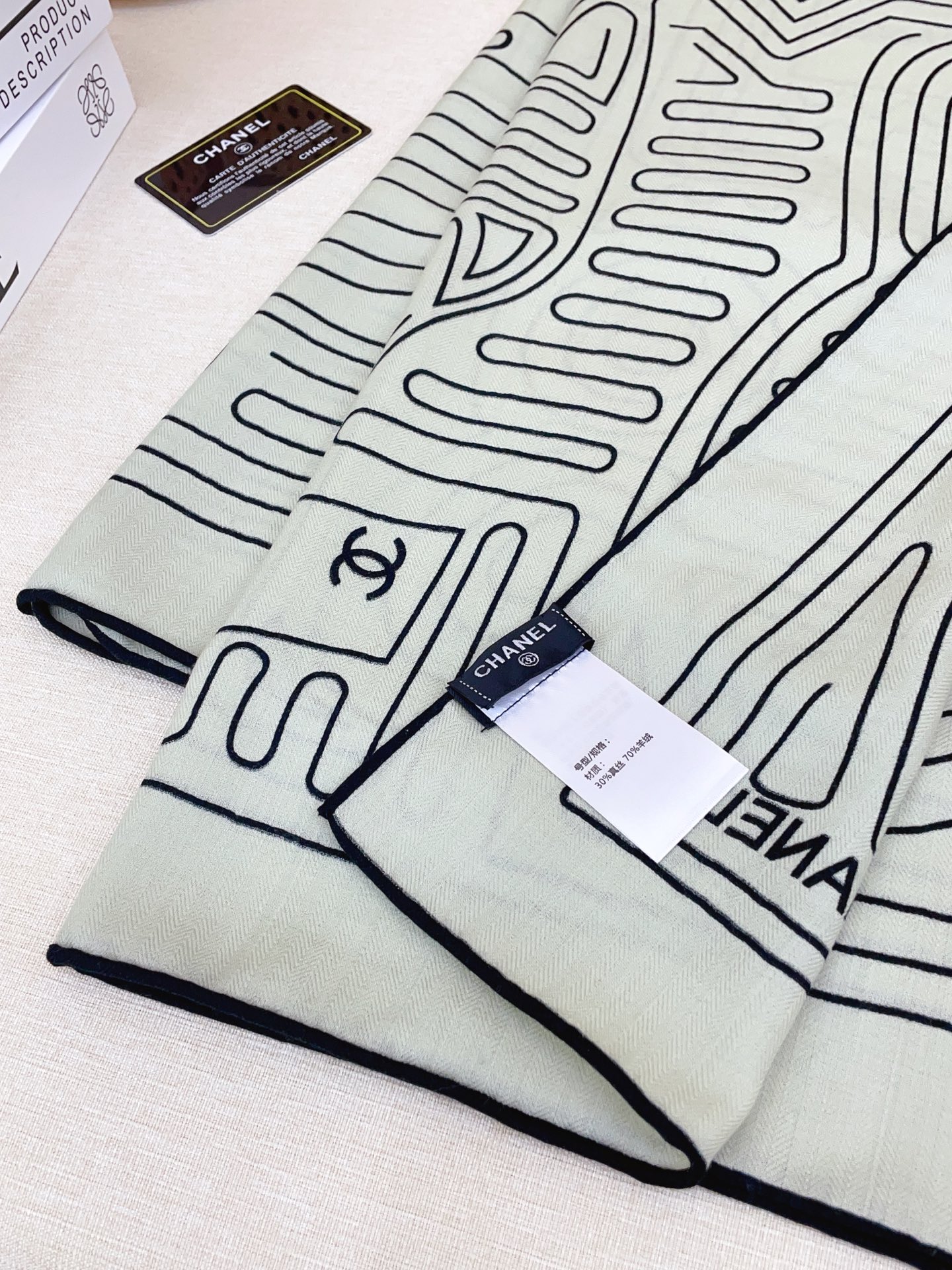 ✨✨✨小香【小香线条条纹140】羊绒方巾‼️抢‼️VIP推荐 ‼️👍下手一定要快【高端 大爱 ‼️纯羊绒