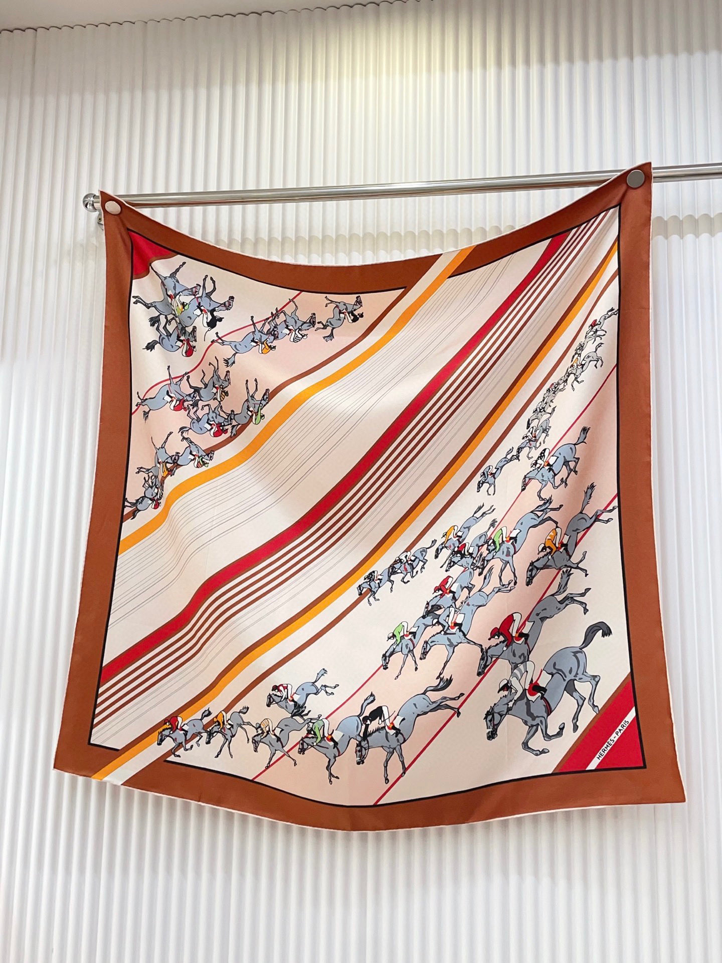 ✨✨【16姆米 单面】H**S真丝新款🆕👏👏买了都说好看‼️推荐💕【骏马奔腾 90】真丝方巾，顶级工艺超