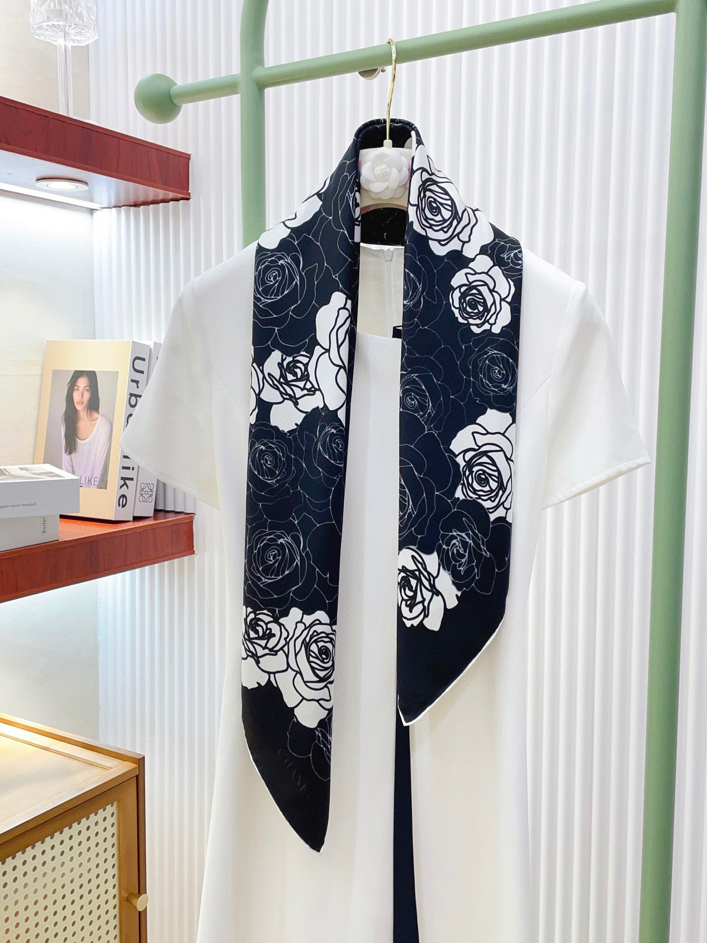 ✨✨【16姆米 单面】新款小香‼️美翻了流泪最新御用殿堂级极品‼️经典元素图案设计风格❗️美丽至极 真的