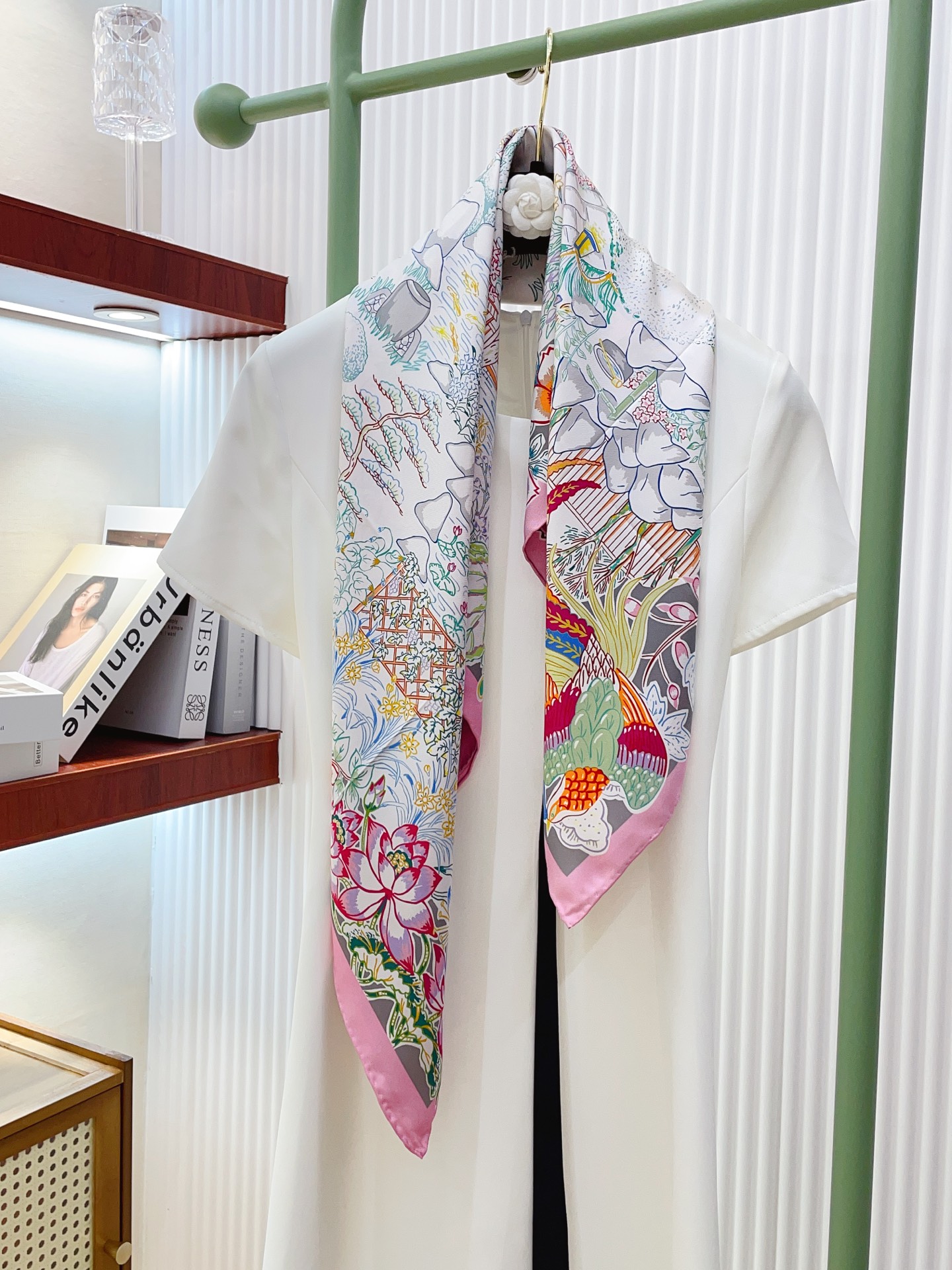 ✨✨【加厚 18姆米 双面异色】H**S真丝新款🆕👏👏买了都说好看‼️推荐💕【凤凰 90】真丝方巾，顶级