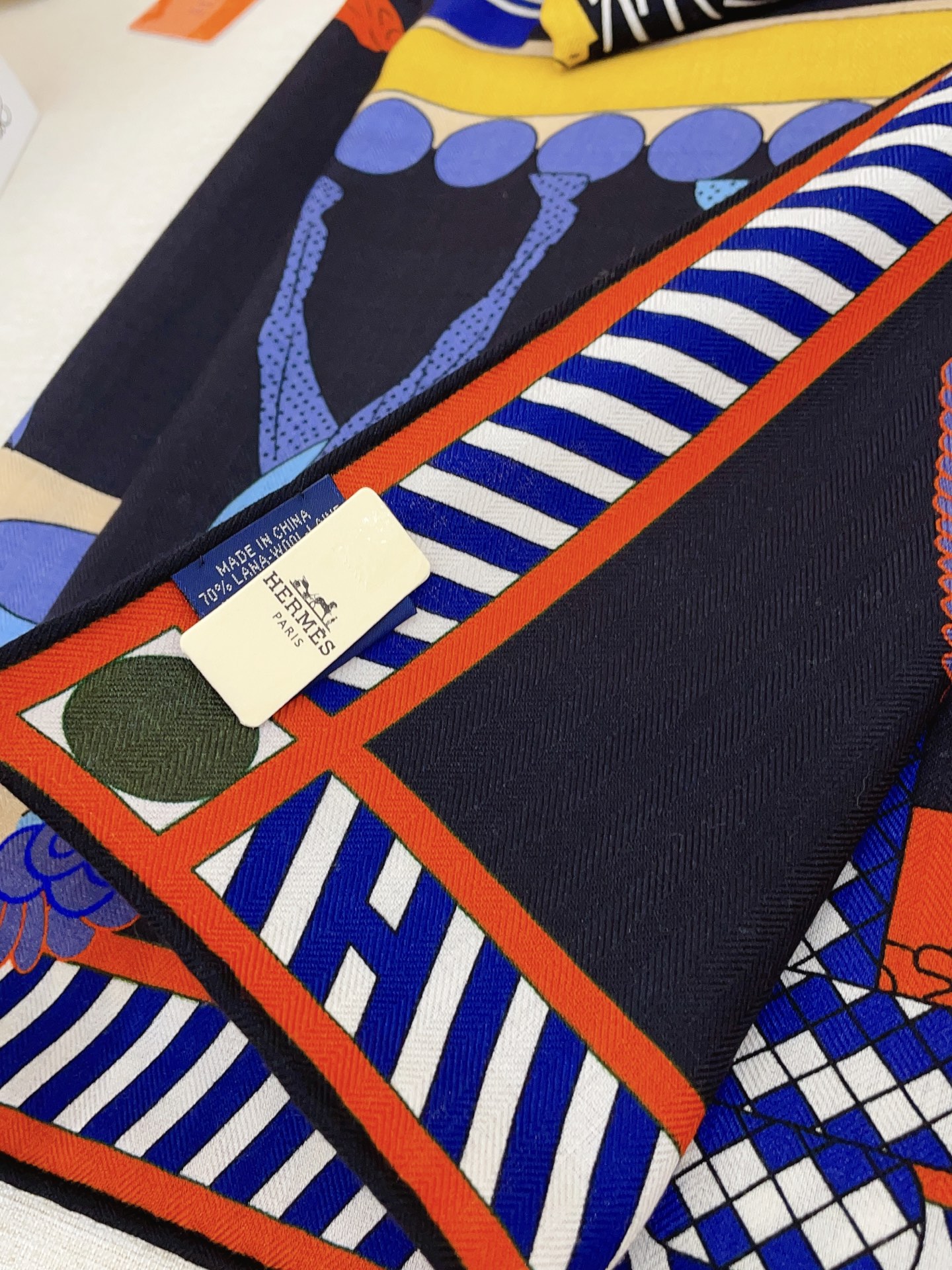 ✨✨【双面同色 丝毛款】H家羊绒新款 买了都说好看‼️推荐💕【全速前进 140】羊绒方巾‼️H家ZG爆款