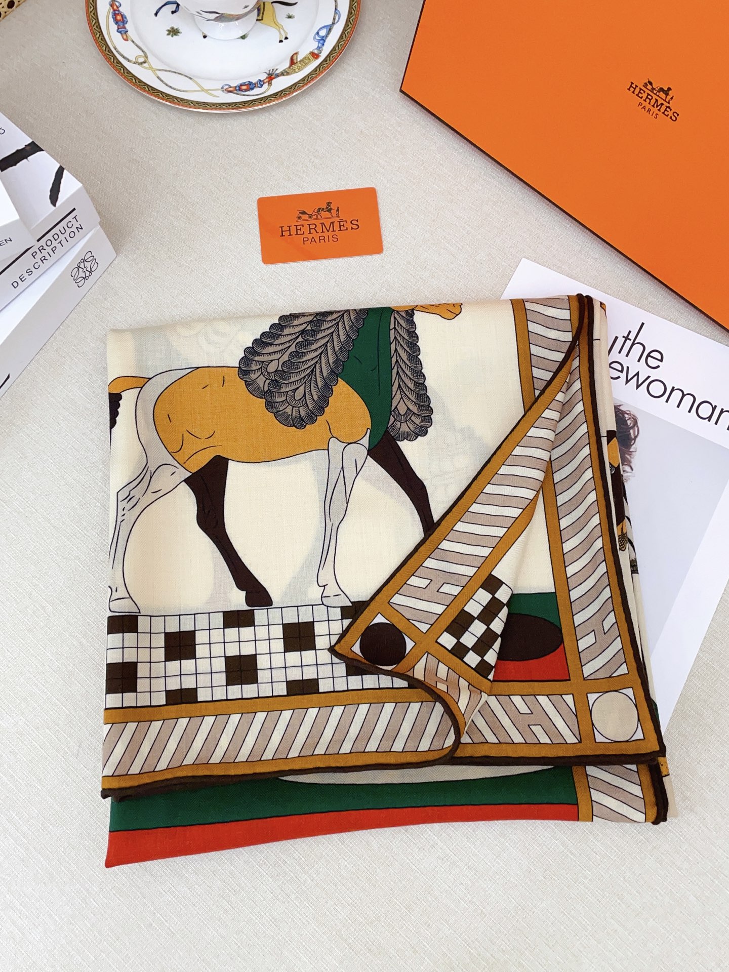 ✨✨【双面同色 丝毛款】H家羊绒新款 买了都说好看‼️推荐💕【全速前进 140】羊绒方巾‼️H家ZG爆款