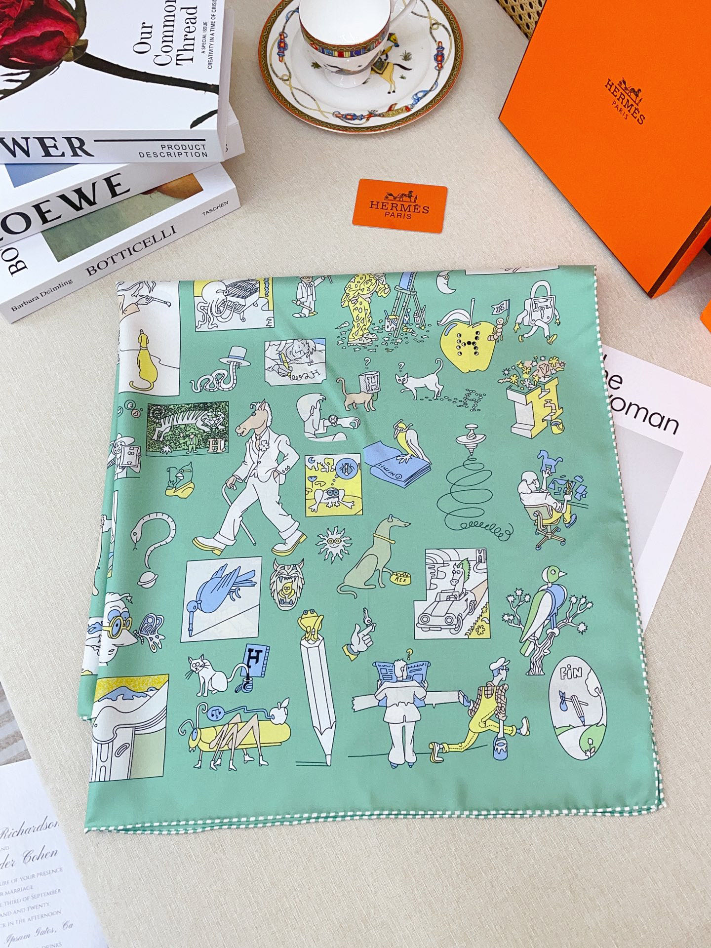 ✨✨【18姆米 双面同色】H**S真丝新款🆕👏👏买了都说好看‼️推荐💕【自由方巾90】真丝方巾，顶级工艺