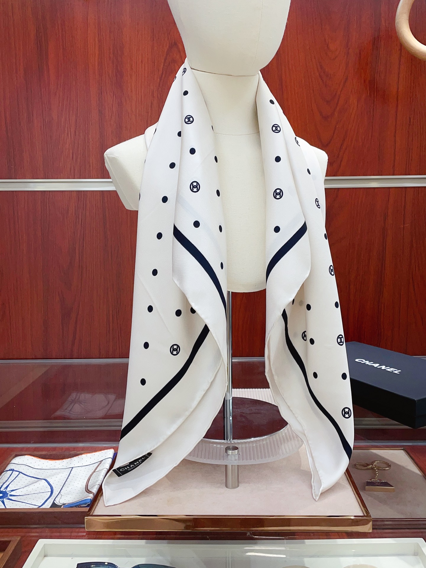 ✨✨【18姆米 双面同色】新款小香‼️美翻了[流泪]最新御用殿堂级极品‼️经典元素图案设计风格❗️美丽至