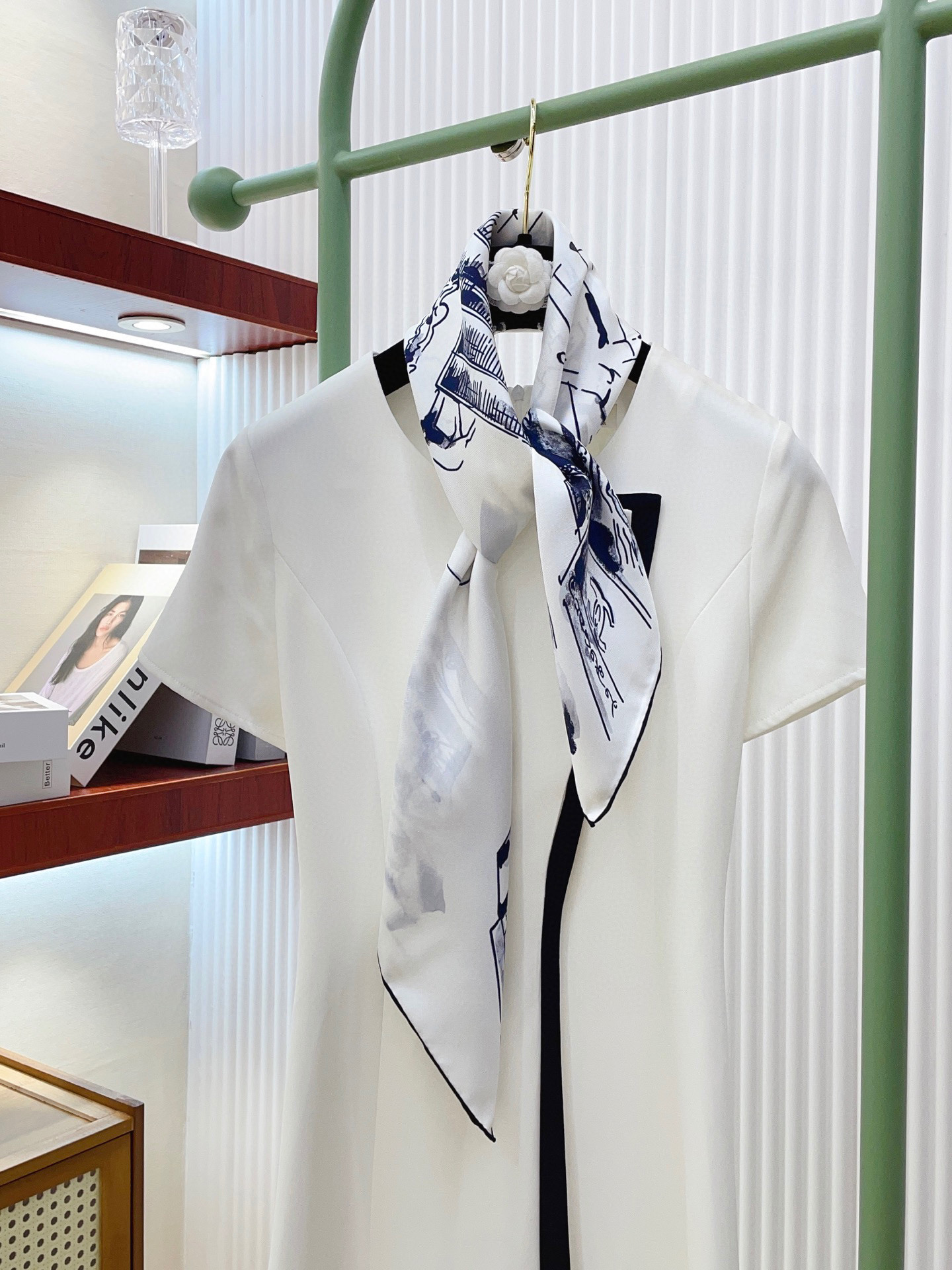 ✨✨【18姆米 双面同色】新款小香‼️美翻了[流泪]最新御用殿堂级极品‼️经典元素图案设计风格❗️美丽至