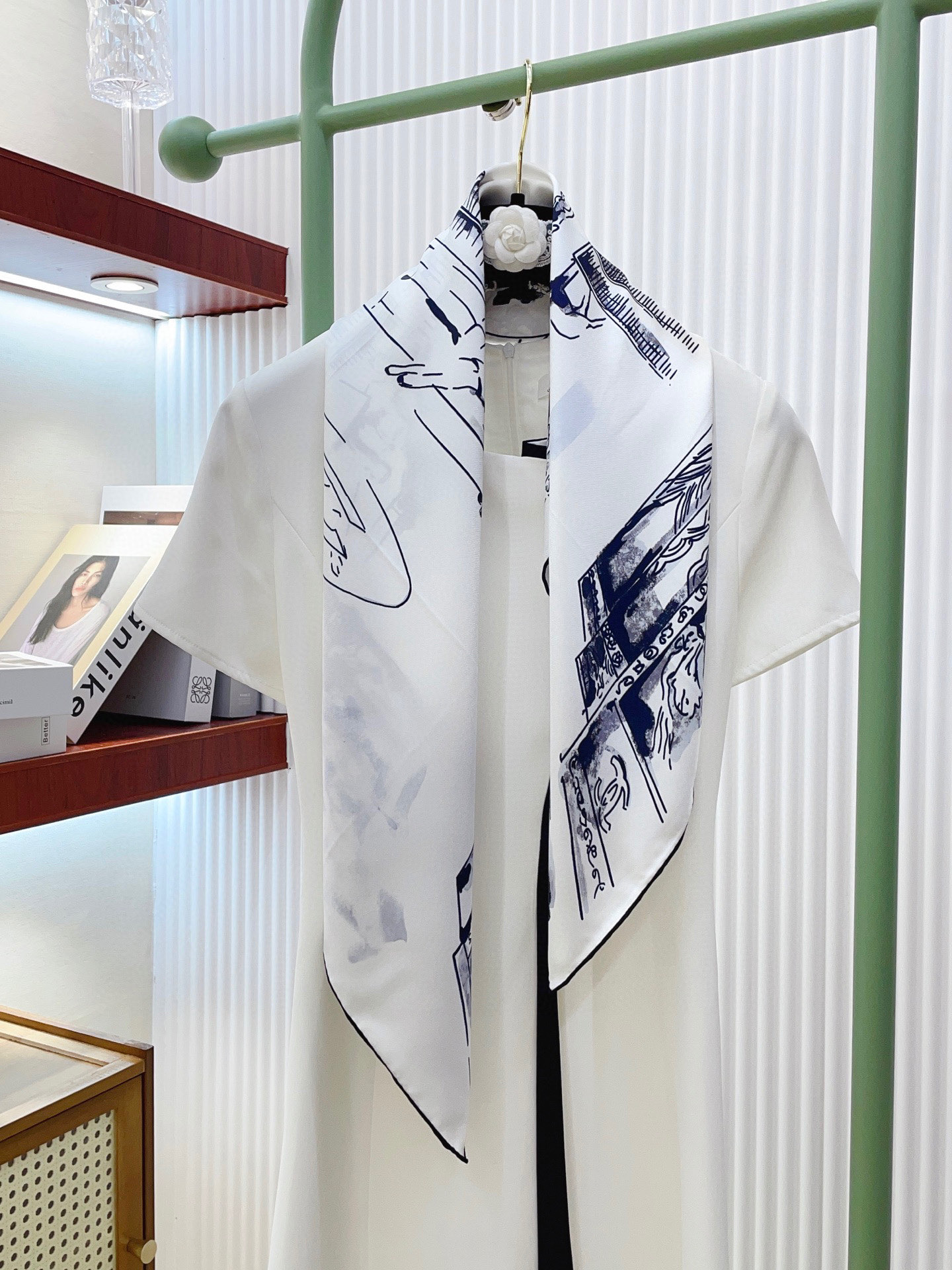 ✨✨【18姆米 双面同色】新款小香‼️美翻了[流泪]最新御用殿堂级极品‼️经典元素图案设计风格❗️美丽至