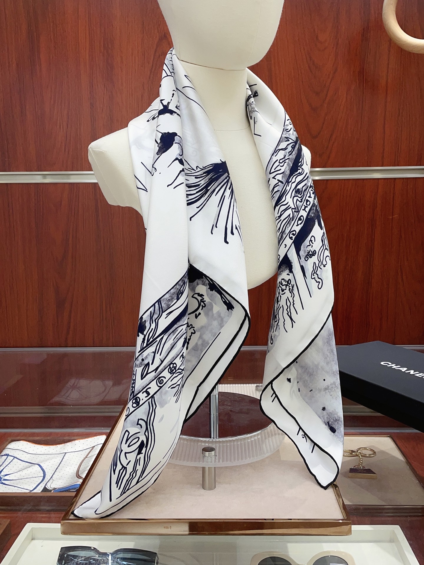 ✨✨【18姆米 双面同色】新款小香‼️美翻了[流泪]最新御用殿堂级极品‼️经典元素图案设计风格❗️美丽至