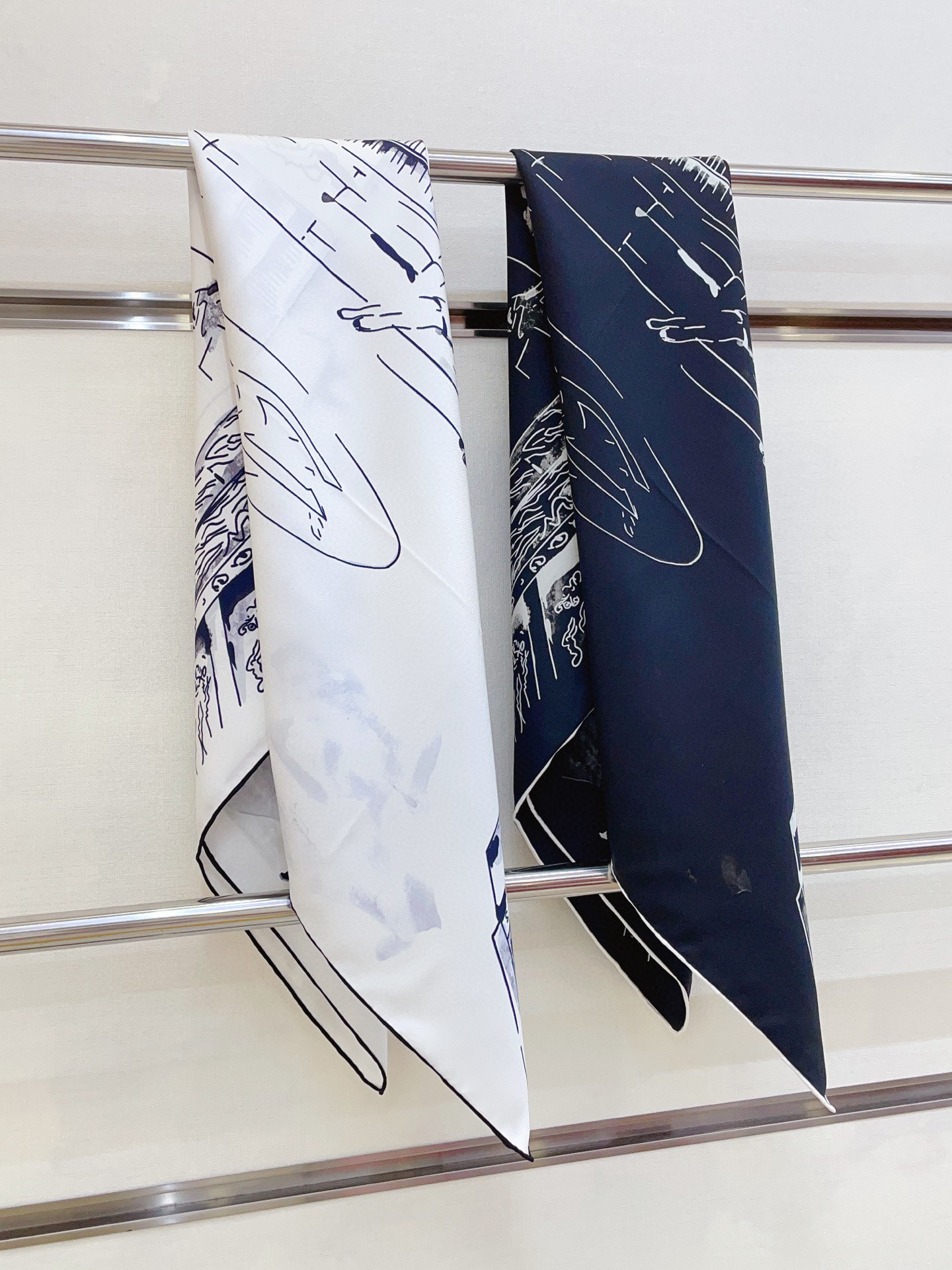 ✨✨【18姆米 双面同色】新款小香‼️美翻了[流泪]最新御用殿堂级极品‼️经典元素图案设计风格❗️美丽至