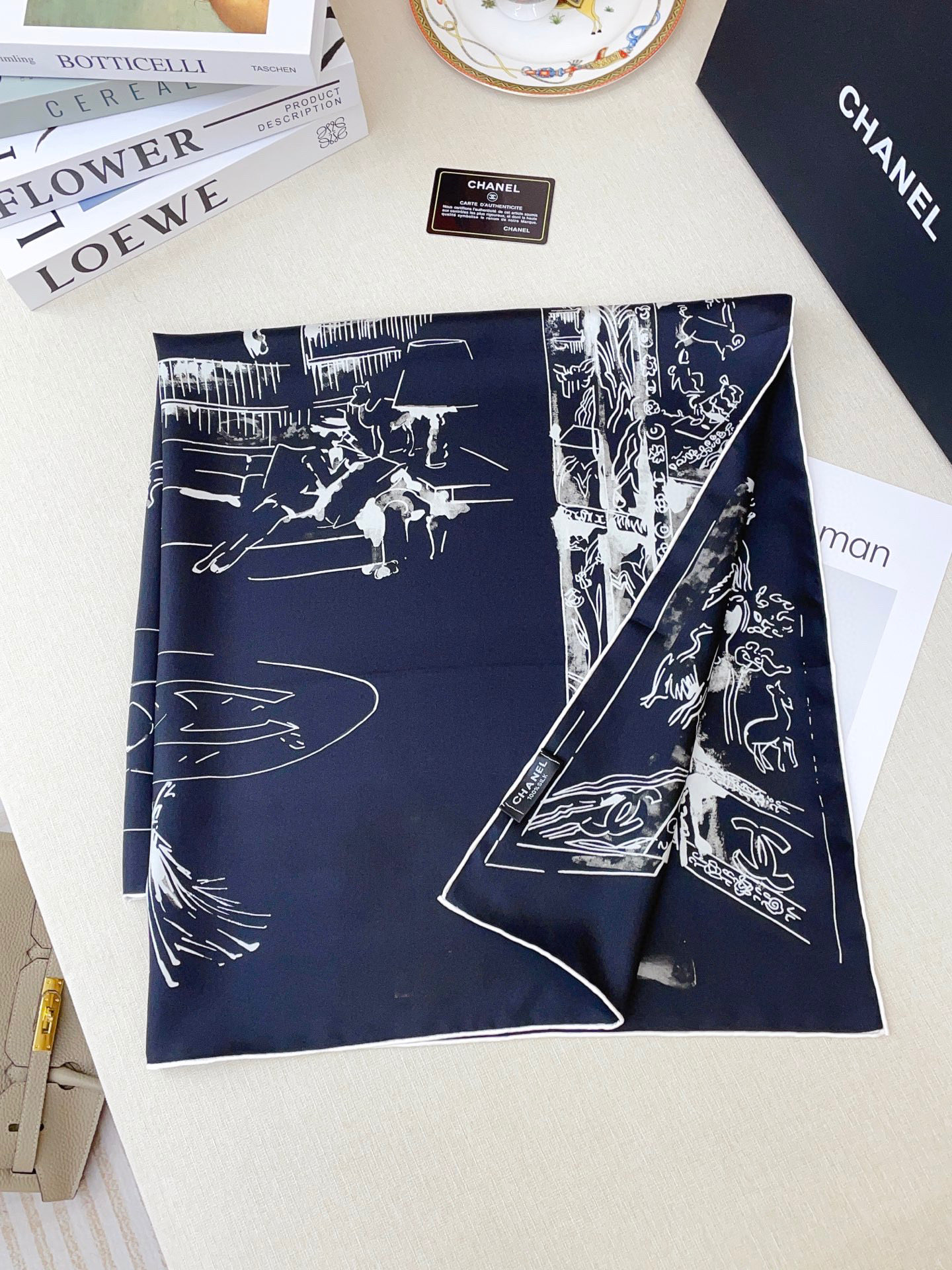 ✨✨【18姆米 双面同色】新款小香‼️美翻了[流泪]最新御用殿堂级极品‼️经典元素图案设计风格❗️美丽至