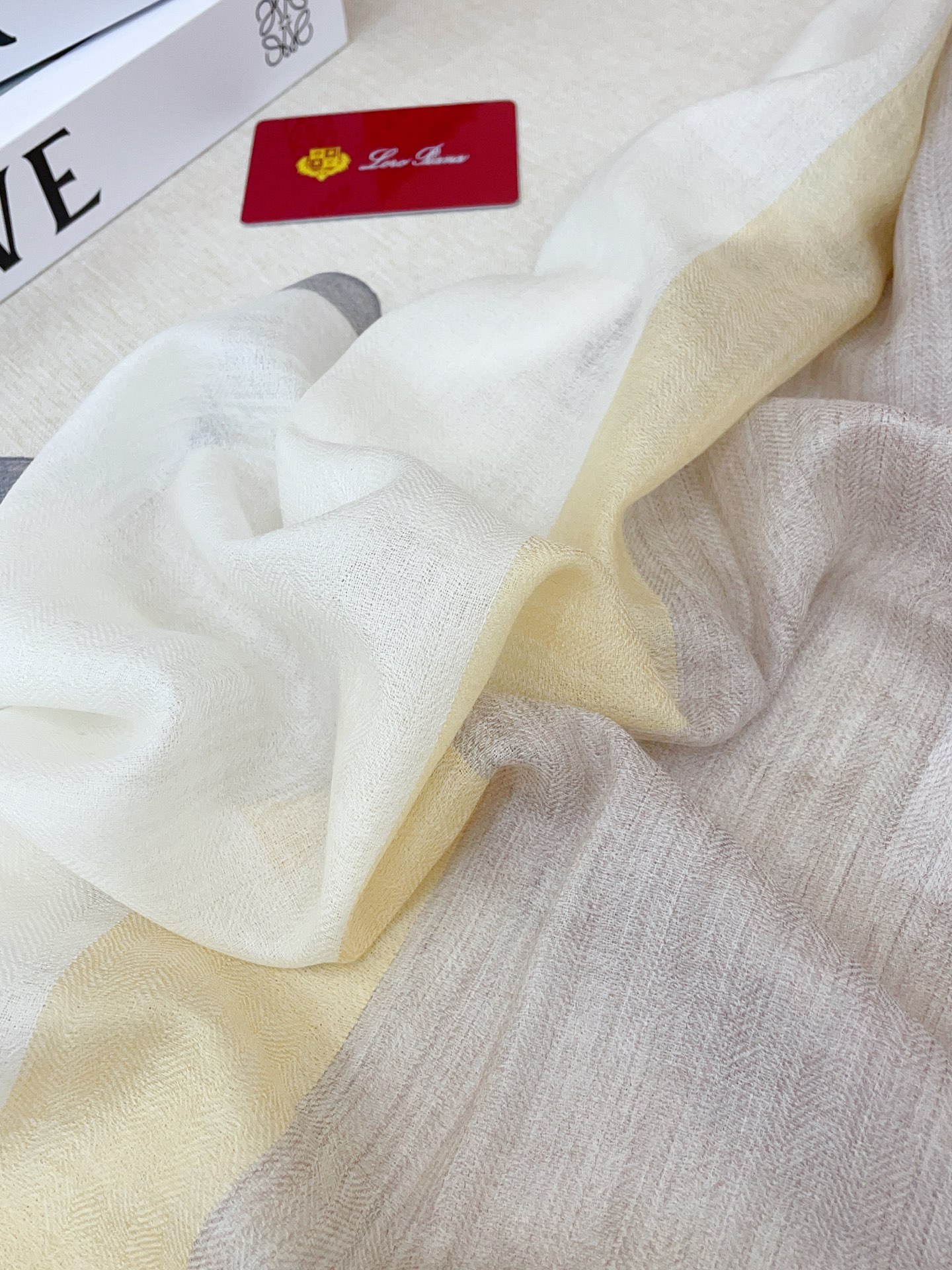 ✨✨【LP格纹条边长巾】‼️♨️高尖端产物⚠️重磅呈现 ，绝无仅有 史无前例 100%纯山羊绒 手感好到