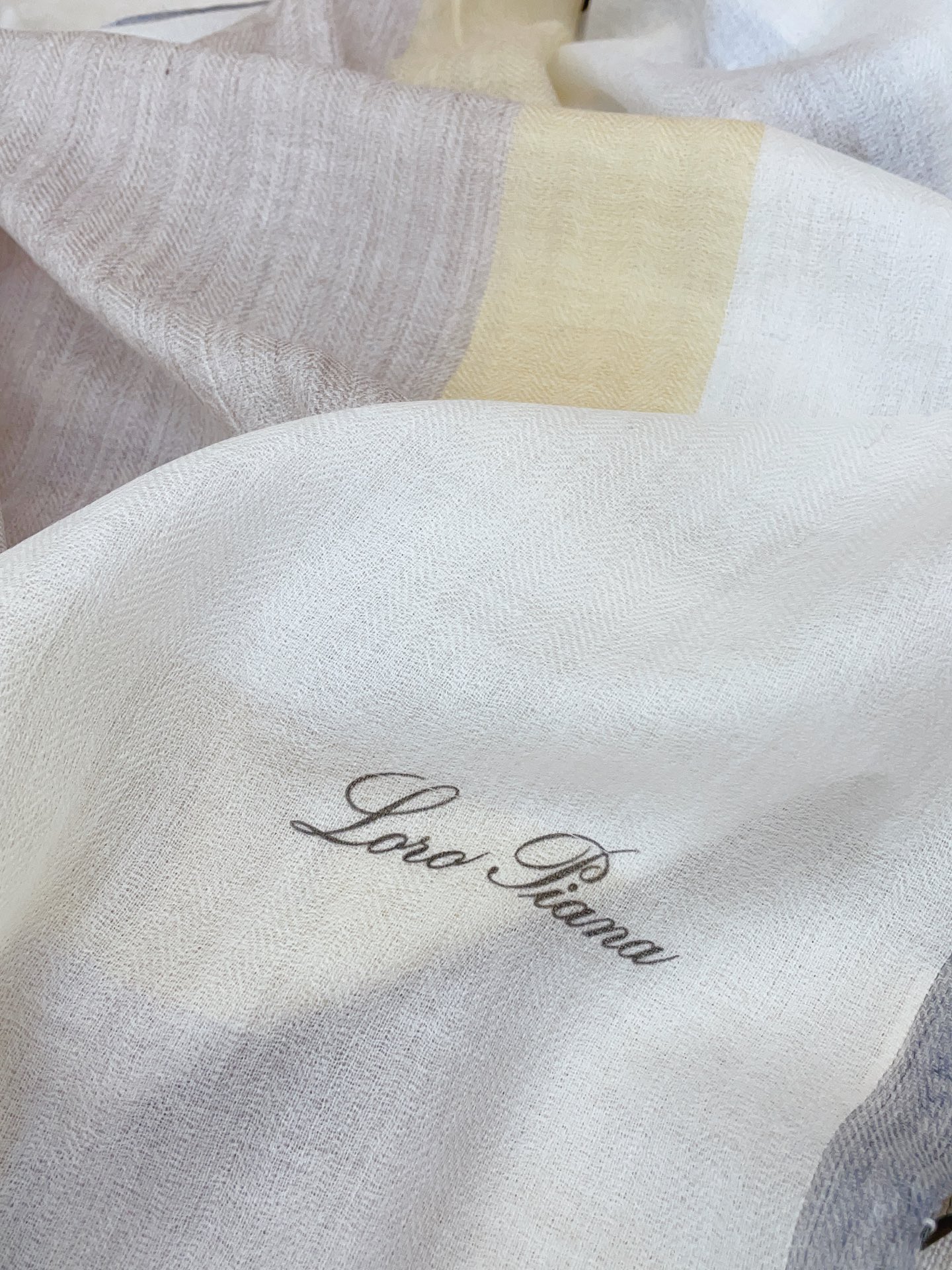 ✨✨【LP格纹条边长巾】‼️♨️高尖端产物⚠️重磅呈现 ，绝无仅有 史无前例 100%纯山羊绒 手感好到