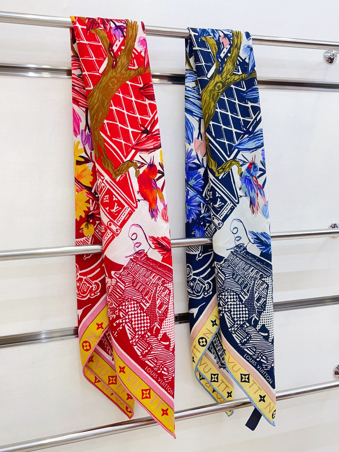 ✨✨【双面同色 丝毛款】L家羊绒新款 买了都说好看‼️推荐💕双面同色羊绒方巾‼️驴家ZG爆款🎁💟立体呈现