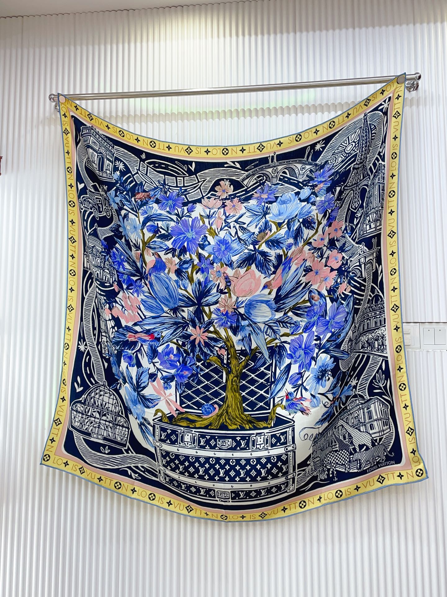 ✨✨【双面同色 丝毛款】L家羊绒新款 买了都说好看‼️推荐💕双面同色羊绒方巾‼️驴家ZG爆款🎁💟立体呈现