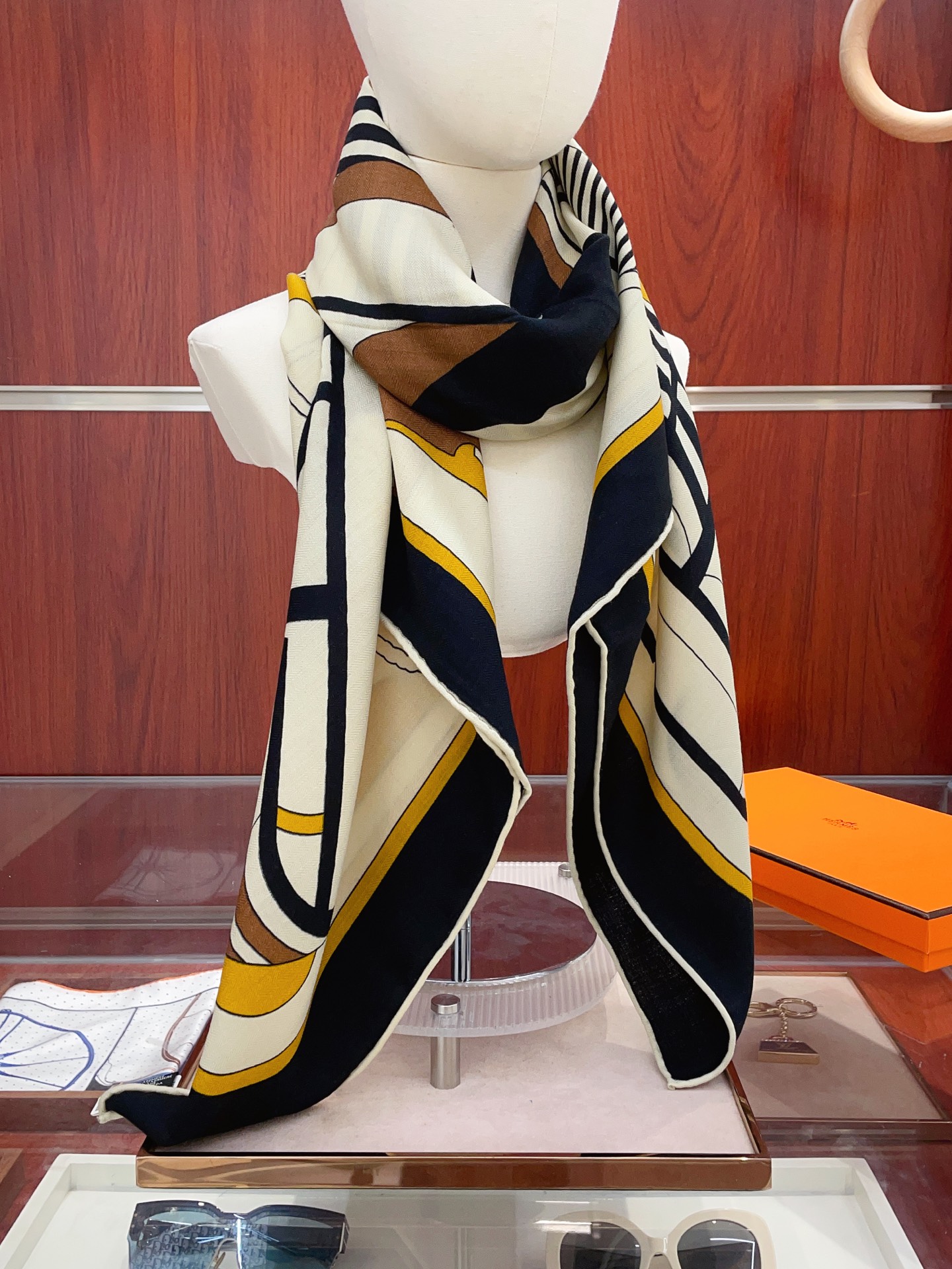 ✨✨【双面同色 丝毛款】H家羊绒新款 买了都说好看‼️推荐💕【Thalassa 140】羊绒方巾‼️H家