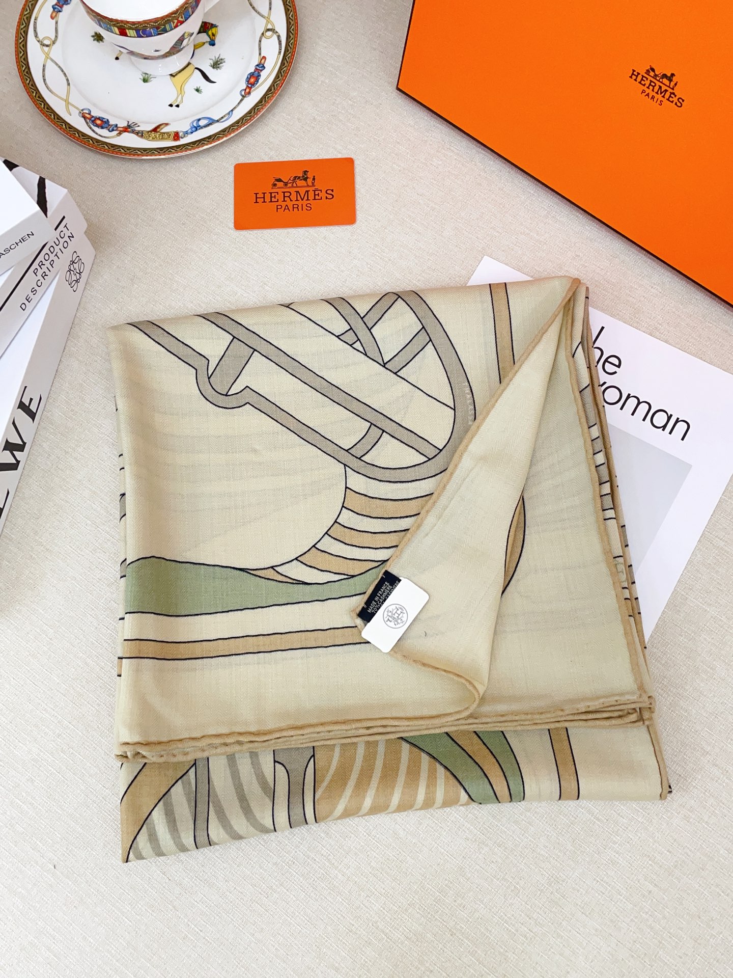 ✨✨【双面同色 丝毛款】H家羊绒新款 买了都说好看‼️推荐💕【Thalassa 140】羊绒方巾‼️H家