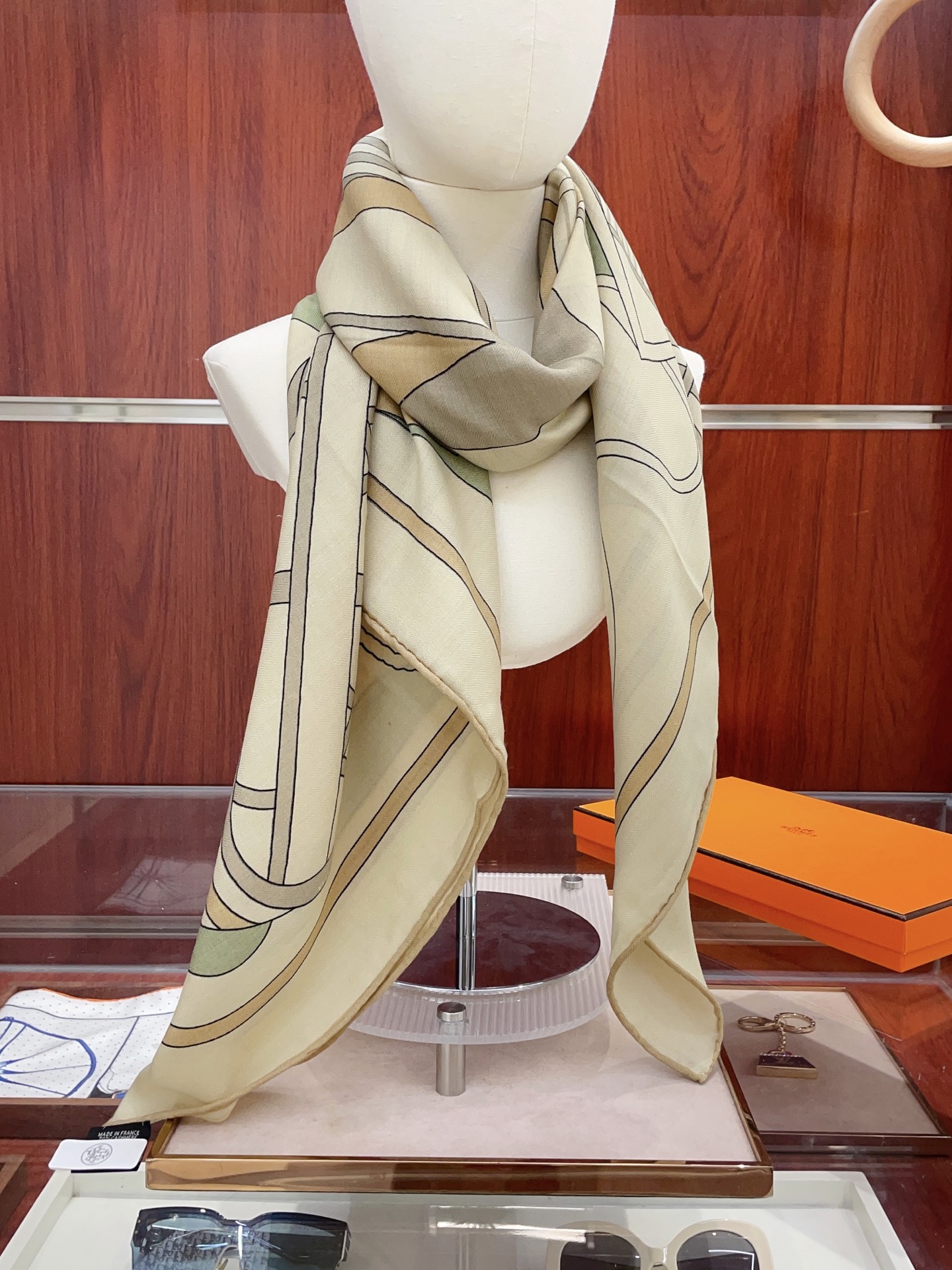 ✨✨【双面同色 丝毛款】H家羊绒新款 买了都说好看‼️推荐💕【Thalassa 140】羊绒方巾‼️H家