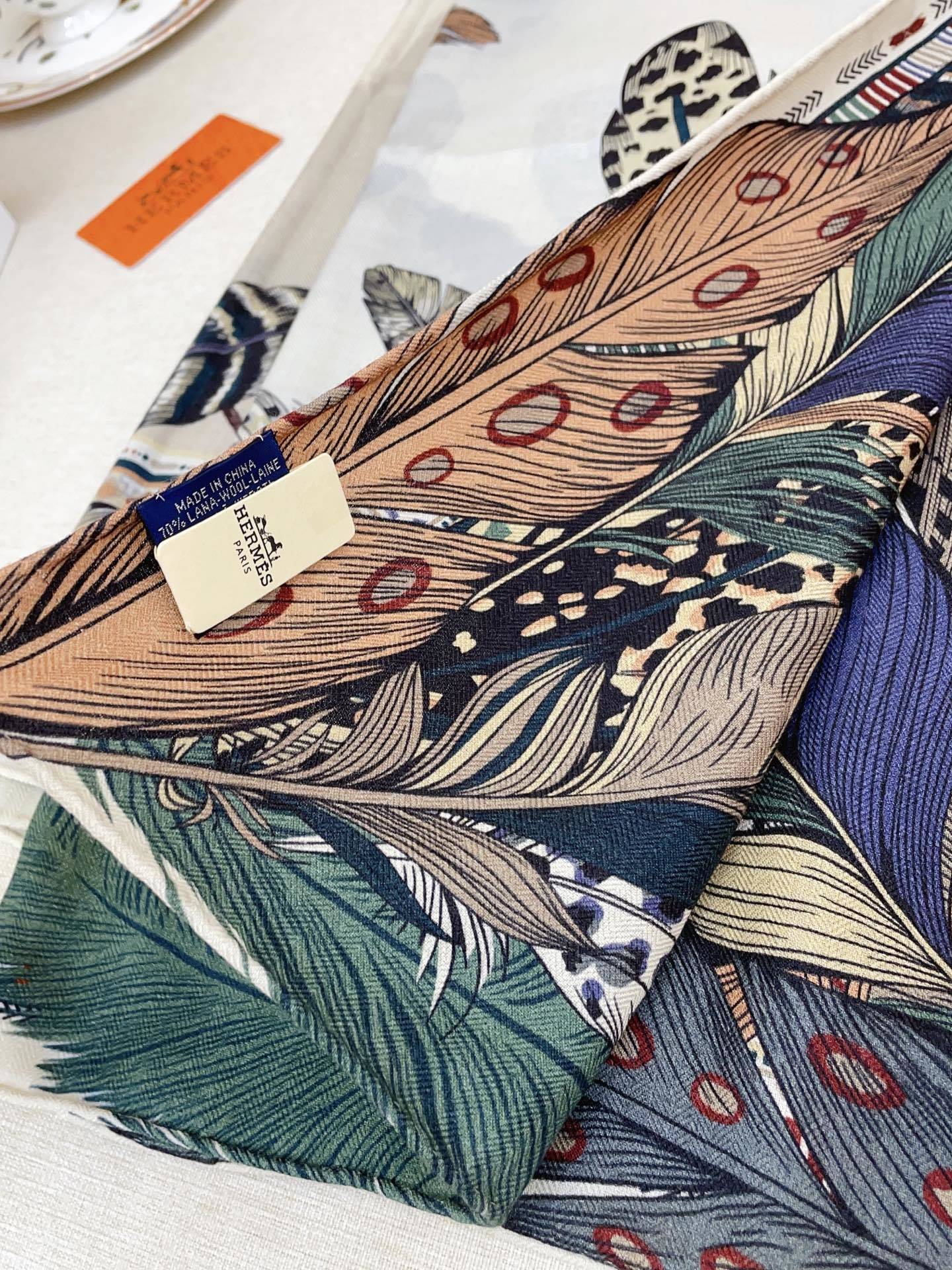 ✨✨【双面同色 丝毛款】H家羊绒新款 买了都说好看‼️推荐💕【印第安人 140】羊绒方巾‼️H家ZG爆款