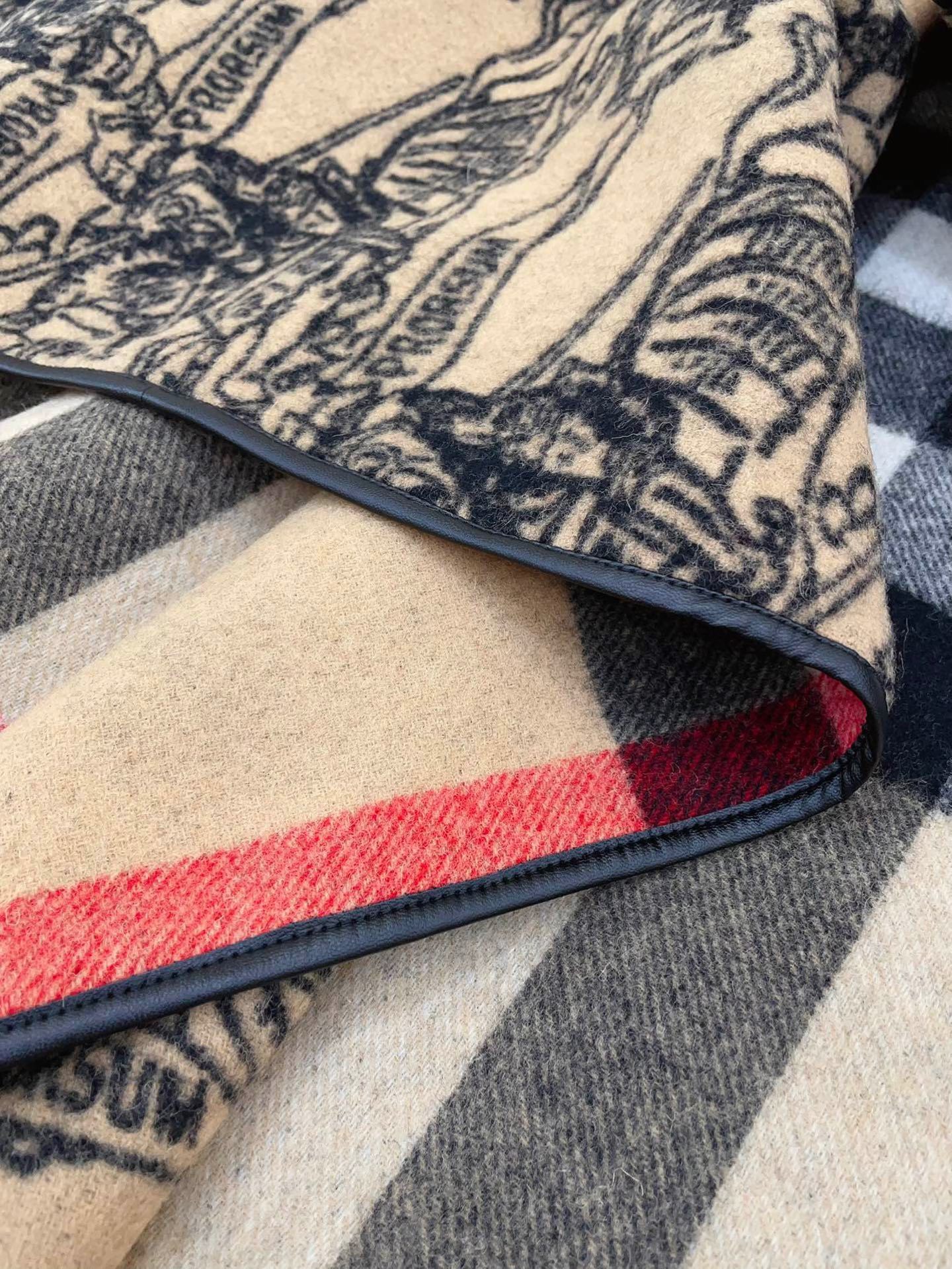 ✨✨B家史上最牛掰的,最新款骑士战马双面提花斗篷‼️经典中的经典.❗️订制出口单.全真皮包边。工艺非常考