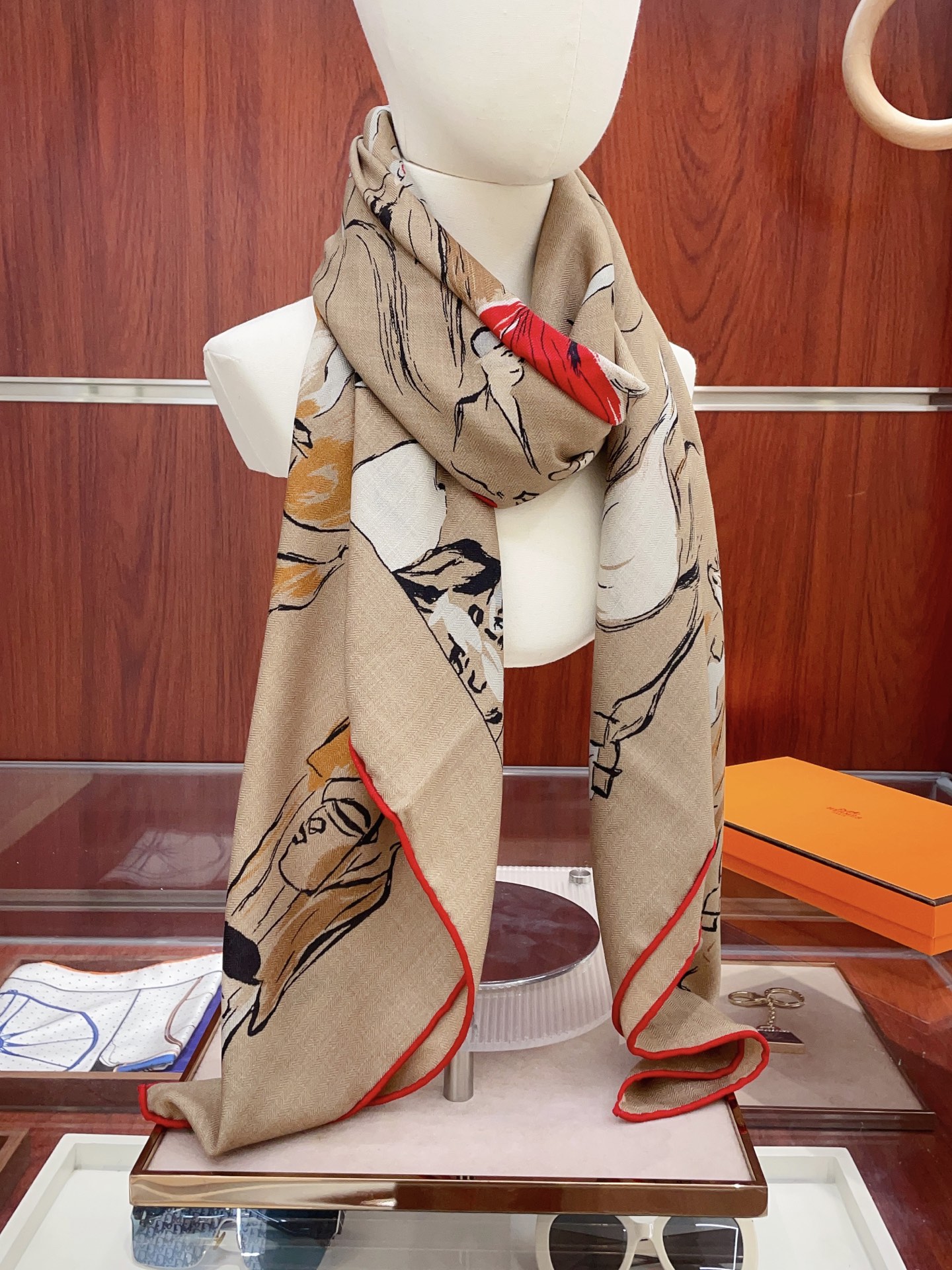 ✨✨【5️⃣色品质 双面同色 丝毛款】H家羊绒新款 买了都说好看‼️推荐💕【遛马场 140】羊绒方巾‼️