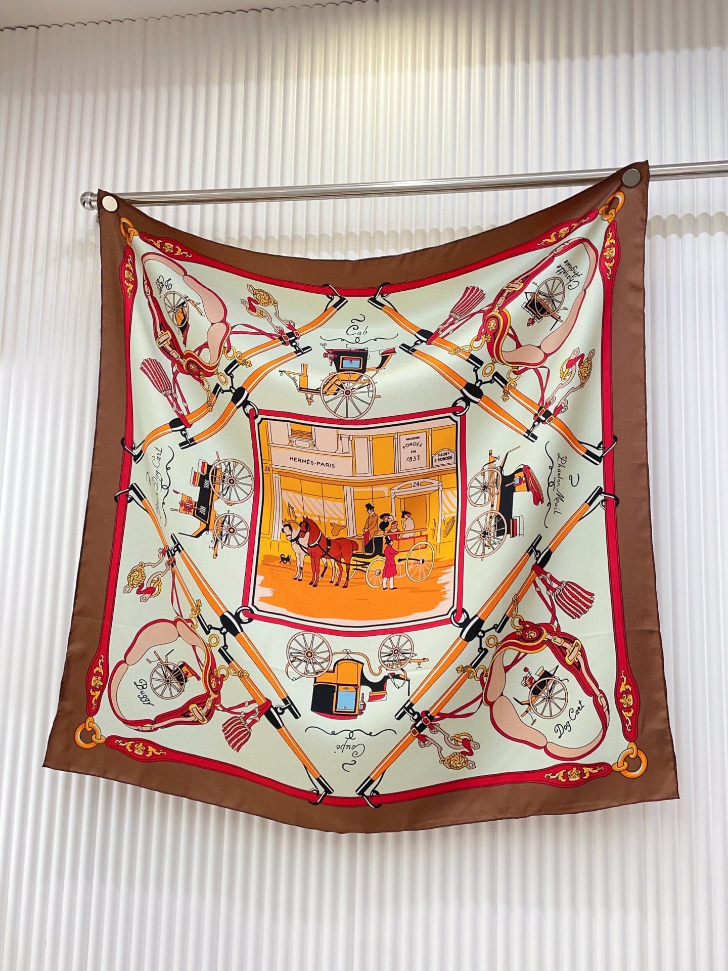 ✨✨【16姆米 单面】H**S真丝新款🆕👏👏买了都说好看‼️推荐💕【驾马横档 90】真丝方巾，顶级工艺超