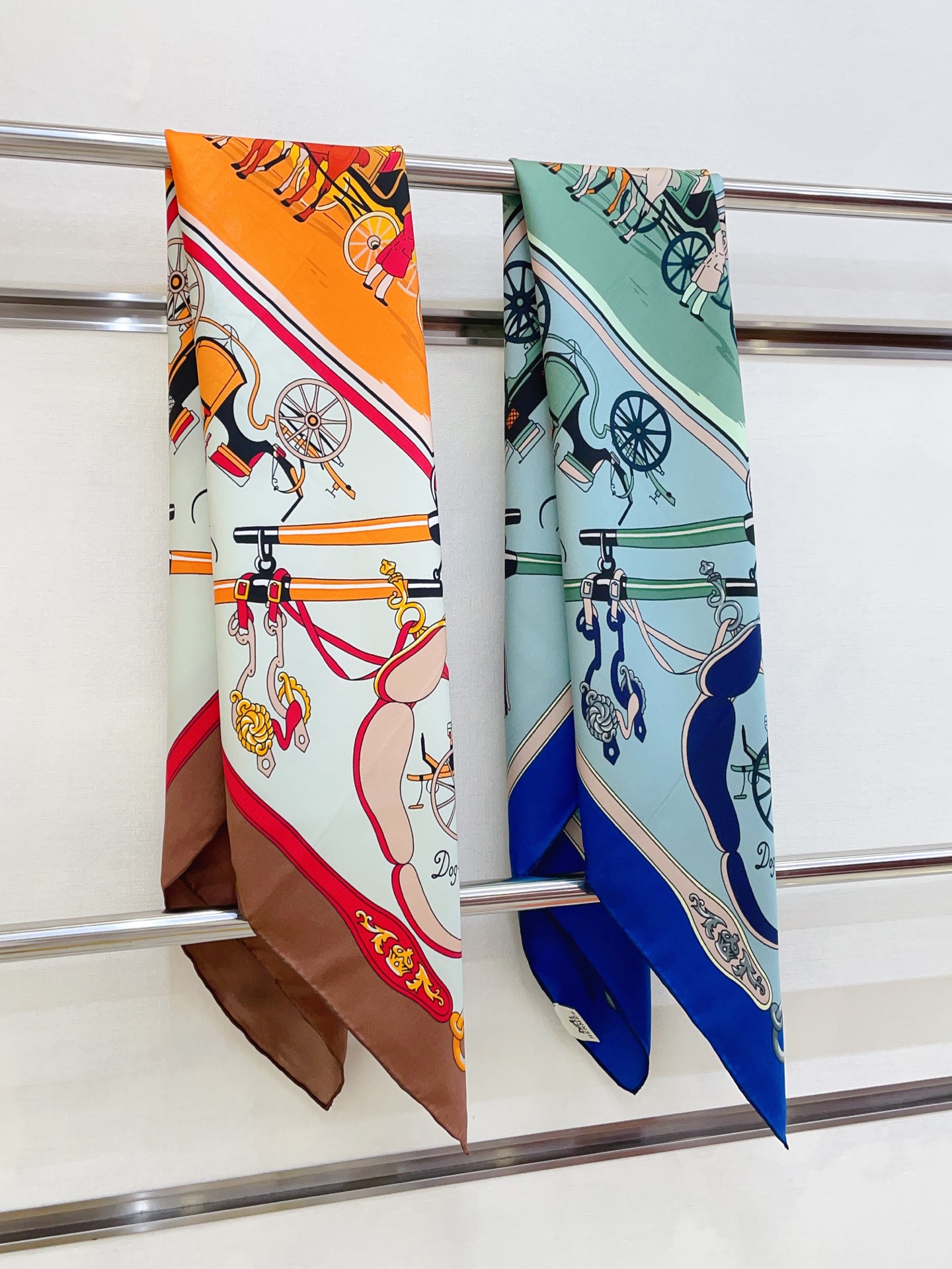 ✨✨【16姆米 单面】H**S真丝新款🆕👏👏买了都说好看‼️推荐💕【驾马横档 90】真丝方巾，顶级工艺超