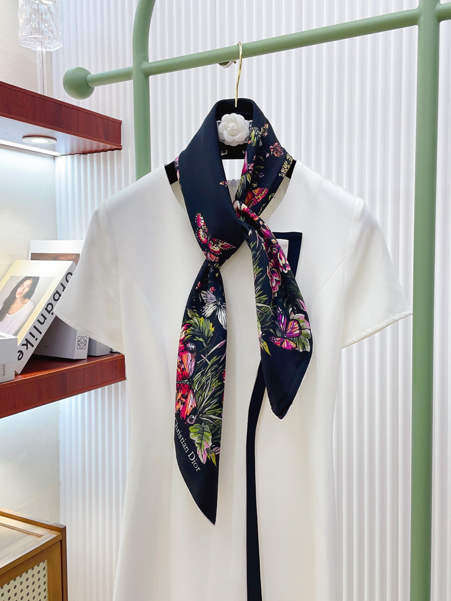 ✨✨【16姆米 单面】高级感爆棚❗️CD【花卉印花 90】高级时髦风‼️配色非常考究，图案匠心，上身简直