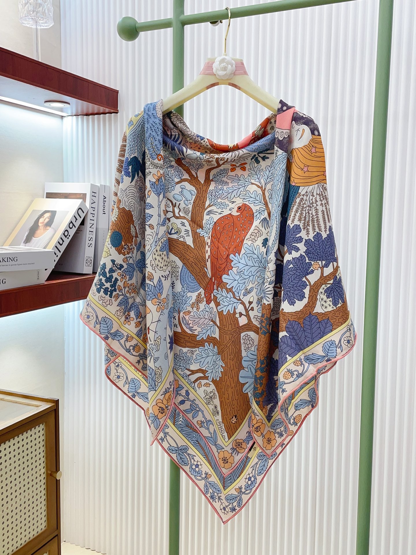 ✨✨【双面同色 丝毛款】H家羊绒新款 买了都说好看‼️推荐💕【于月神之杯 140】羊绒方巾‼️H家ZG爆