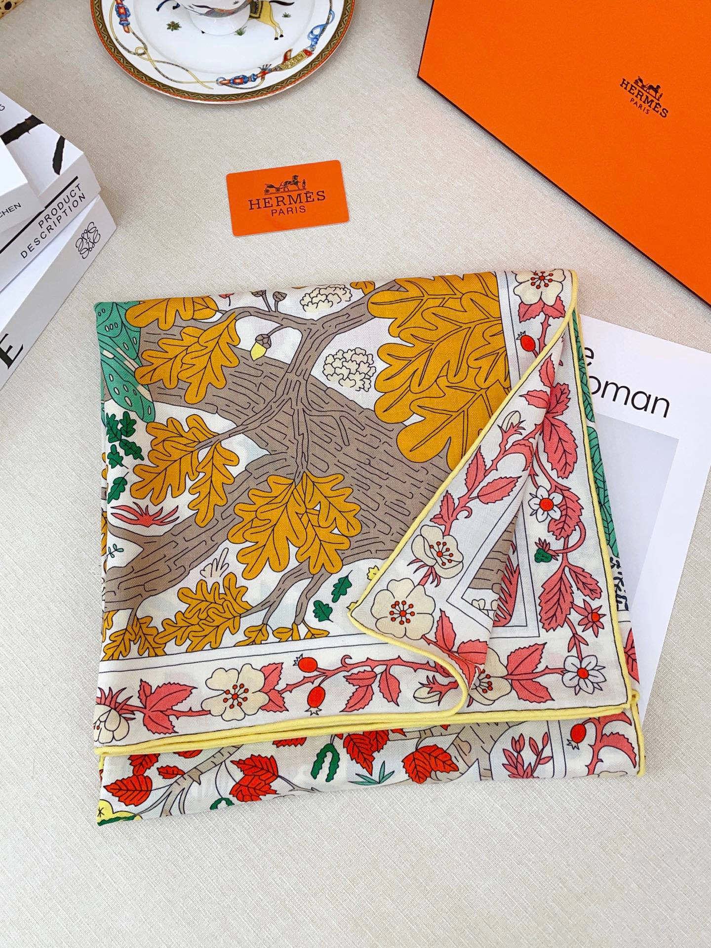 ✨✨【双面同色 丝毛款】H家羊绒新款 买了都说好看‼️推荐💕【于月神之杯 140】羊绒方巾‼️H家ZG爆