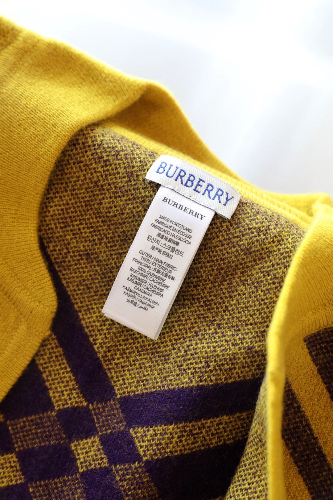 ✨✨专柜官网同步发售!B家限量款斗篷披肩重磅!!满满的都是细节打造!!此款B格披风是巴宝莉秋冬限量新款!