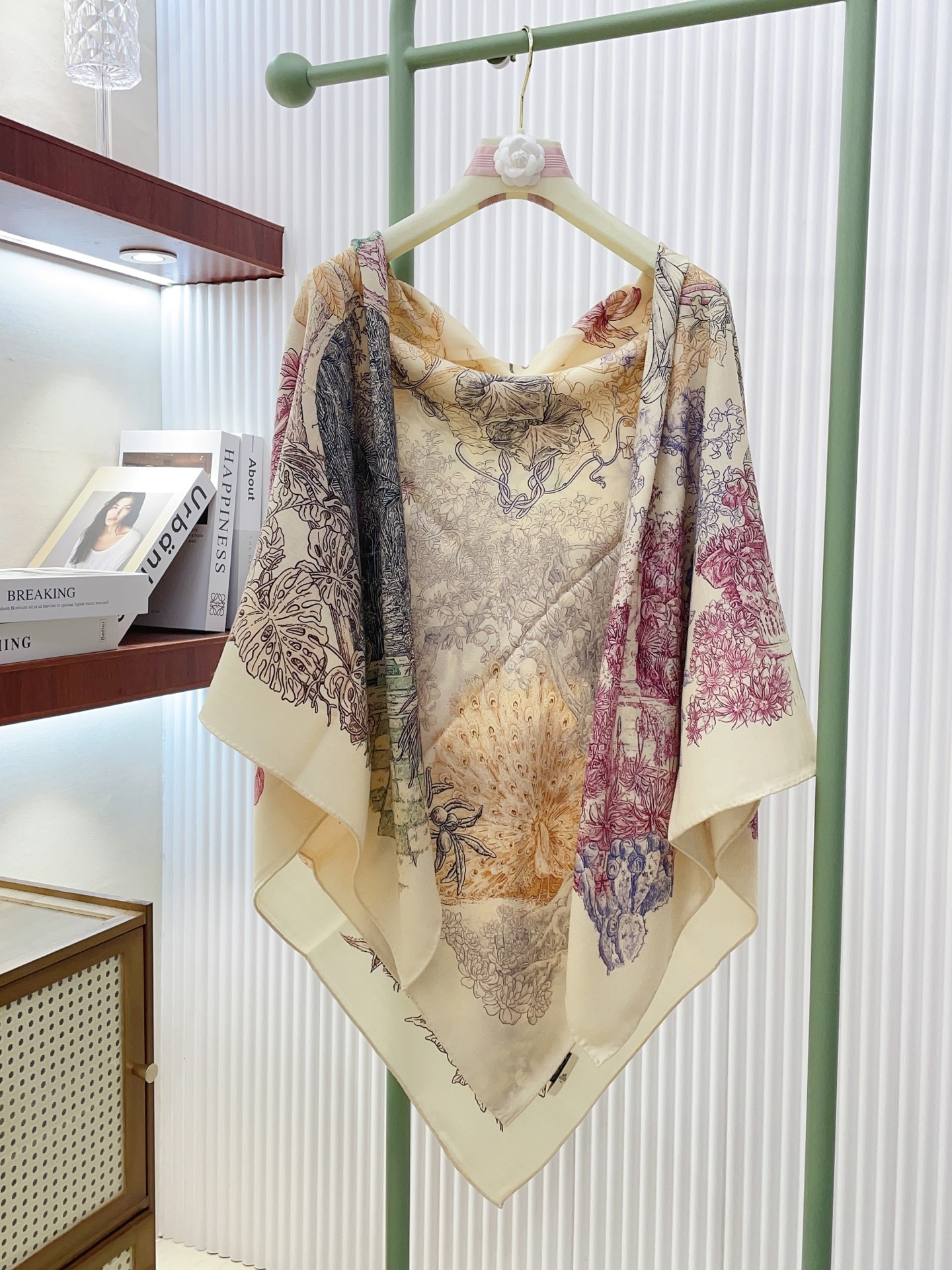 ✨✨【双面同色 丝毛款】H家羊绒新款 买了都说好看‼️推荐💕【城市花园 140】羊绒方巾‼️H家ZG爆款