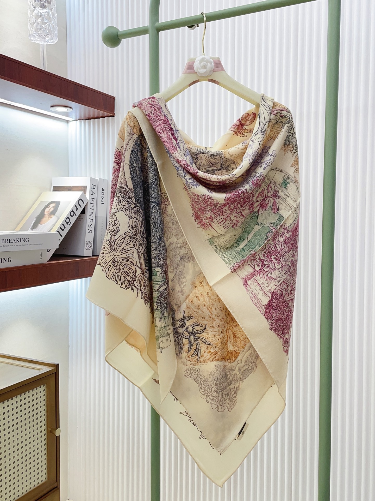 ✨✨【双面同色 丝毛款】H家羊绒新款 买了都说好看‼️推荐💕【城市花园 140】羊绒方巾‼️H家ZG爆款