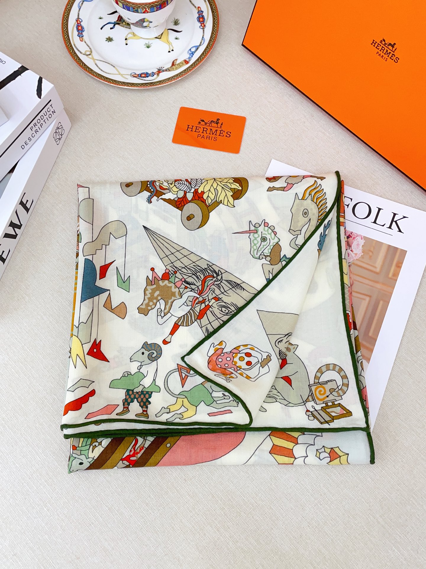 ✨✨【双面同色 丝毛款】H家羊绒新款 买了都说好看‼️推荐💕【马术学院 140】羊绒方巾‼️H家ZG爆款