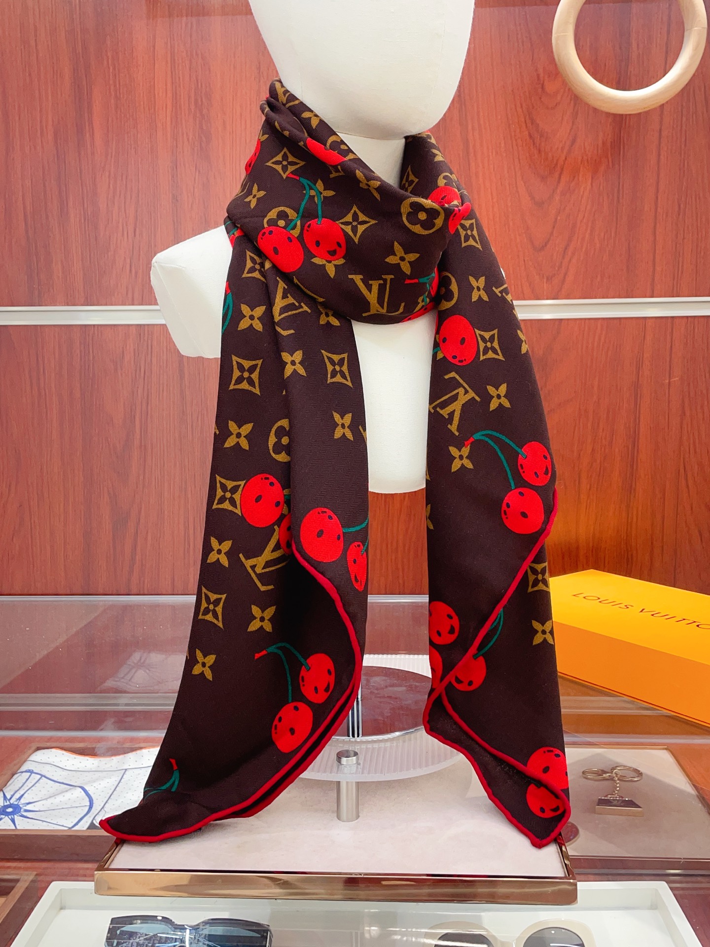 NO:341361,Coffee color [Double-sided and same color, silk wool style] L-home cashmere new style, it is recommended to buy it, recommend double-sided and same color cashmere square scarf Donkey ZG popular three-dimensional presentation pattern and pattern, very high grade, special craftsmanship, high-end research and development, and stunningly advanced technology processing is loved by white and rich beauty. Whether it is quality, style, price, they scream, super high cost performance, absolutely worth buying, size 140cm*140cm, 70 cashmere silk high-version scarf, high-version scarf, louis vuitton, louis vuitton, louis vuitton, louis vuitton, real silk19860909咖色【双面同色 丝毛款】L家羊绒新款 买了都说好看推荐双面同色羊绒方巾驴家ZG爆款立体呈现图案纹路实物档次极高特殊工艺高端研发惊艳问世特殊尖端工艺处理受到白富美的喜欢 无论是品质 款式 价格都令大牌控的她们尖叫 超高性价比 绝对值得入手尺寸140cm*140cm,70羊绒真丝高版本围巾,高版本围巾,louis vuitton,louis vuitton,louis vuitton,real silk,scarf