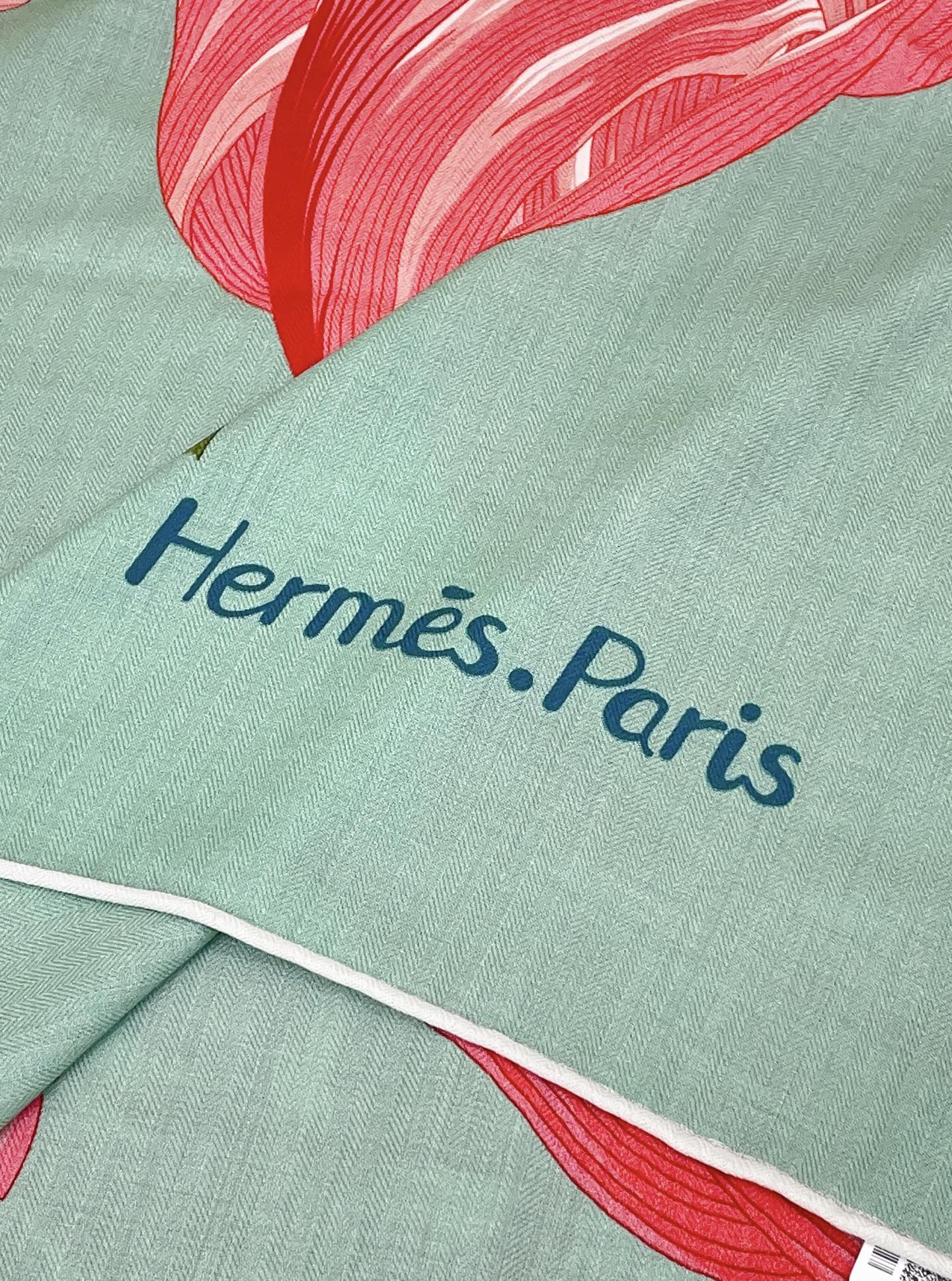 ✨✨【双面同色 丝毛款】H家羊绒新款 买了都说好看‼️推荐💕【郁金香花朵🌹 140】羊绒方巾‼️H家ZG