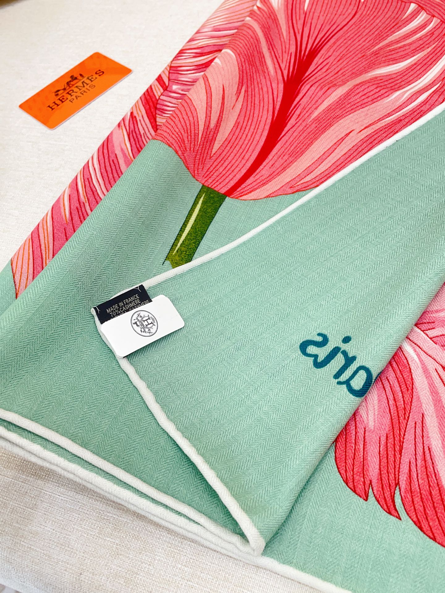 ✨✨【双面同色 丝毛款】H家羊绒新款 买了都说好看‼️推荐💕【郁金香花朵🌹 140】羊绒方巾‼️H家ZG