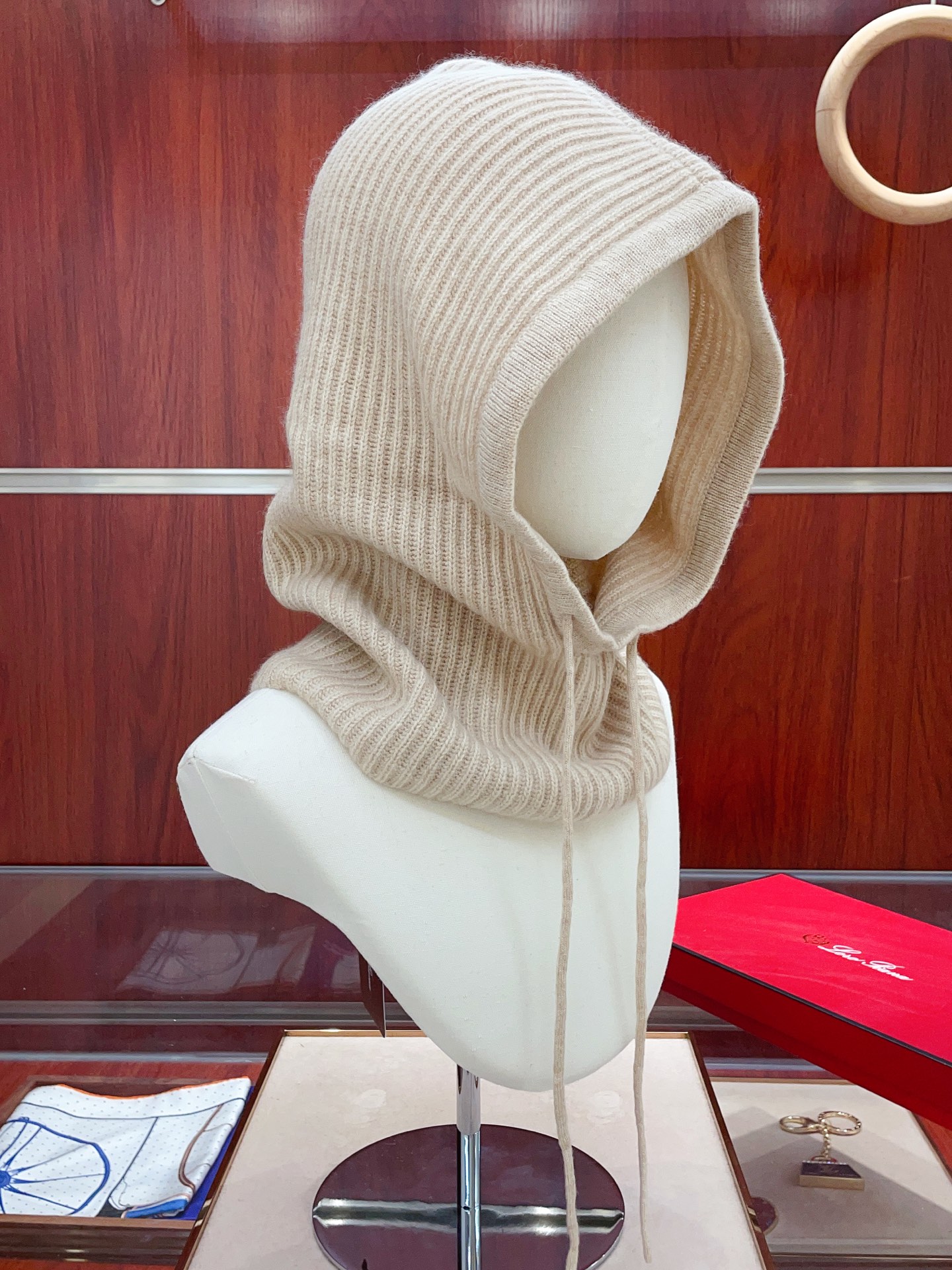 ✨✨牛货🐂【LP针织围脖连帽】‼️是围脖，又是帽子，松紧带设计，加厚纯羊绒非常舒适温暖，一次满足您多种保