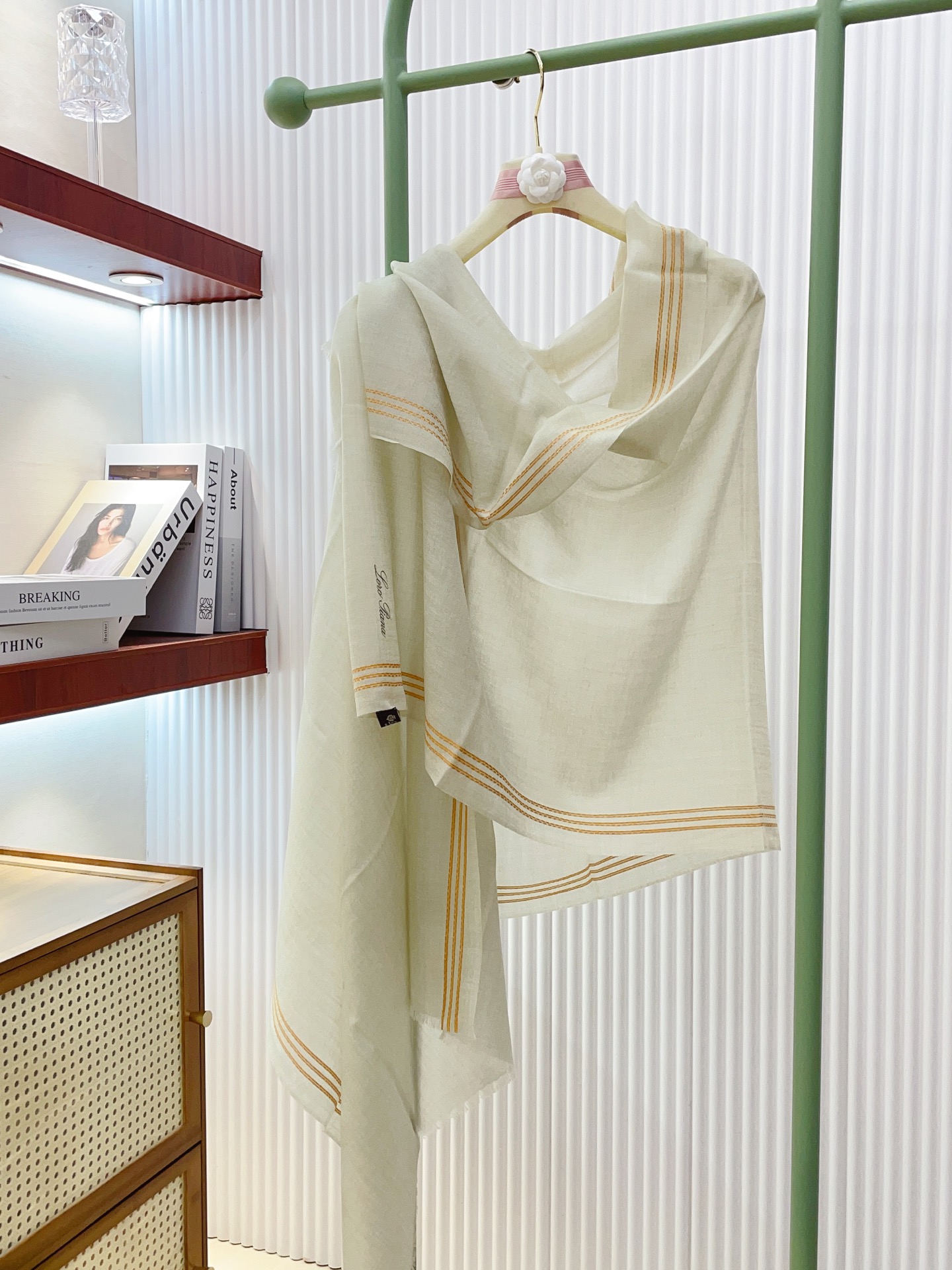 ✨✨【LP格纯色线条长巾】‼️♨️高尖端产物⚠️重磅呈现 ，绝无仅有 史无前例 100%纯山羊绒 手感好