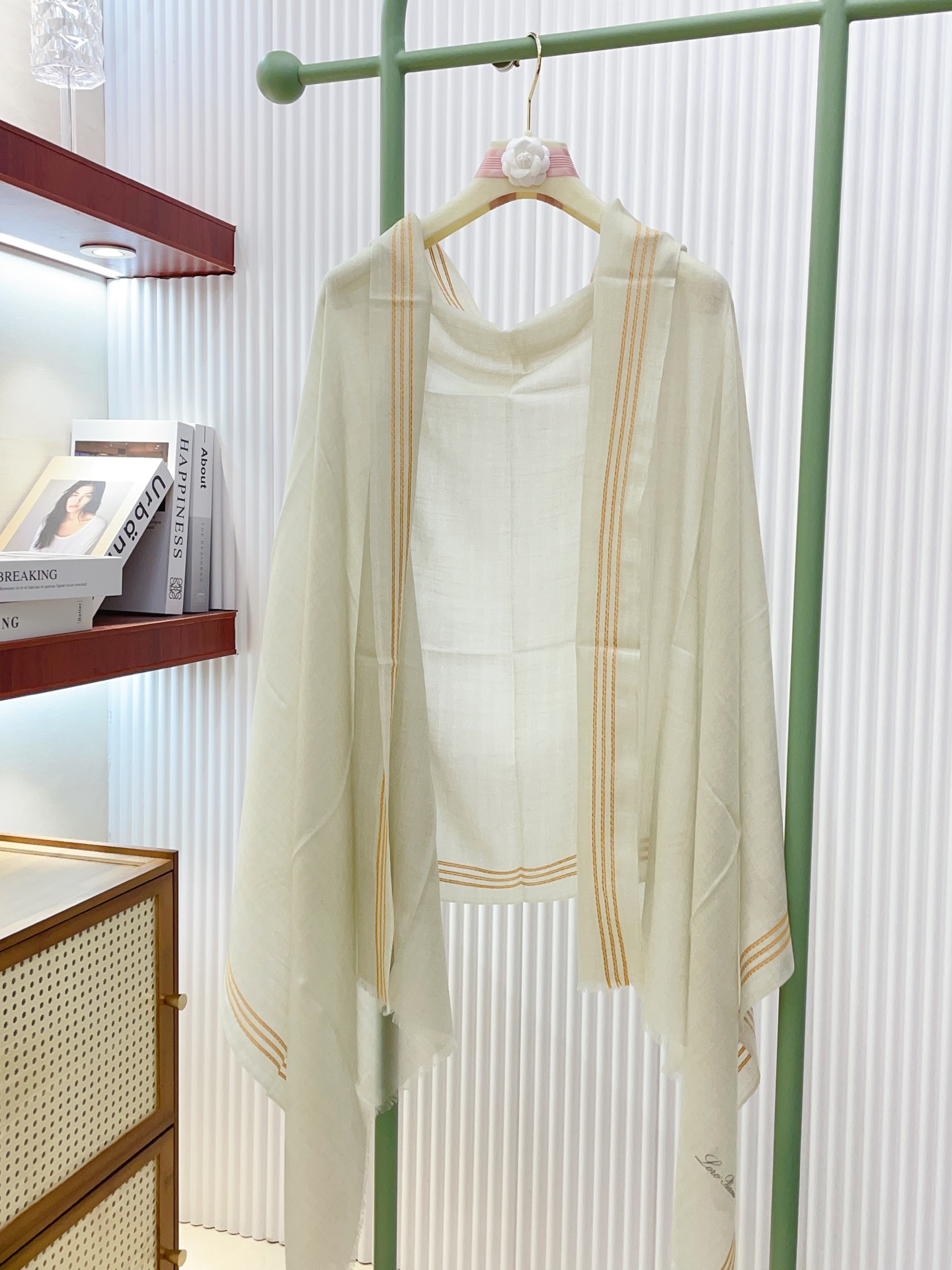 ✨✨【LP格纯色线条长巾】‼️♨️高尖端产物⚠️重磅呈现 ，绝无仅有 史无前例 100%纯山羊绒 手感好