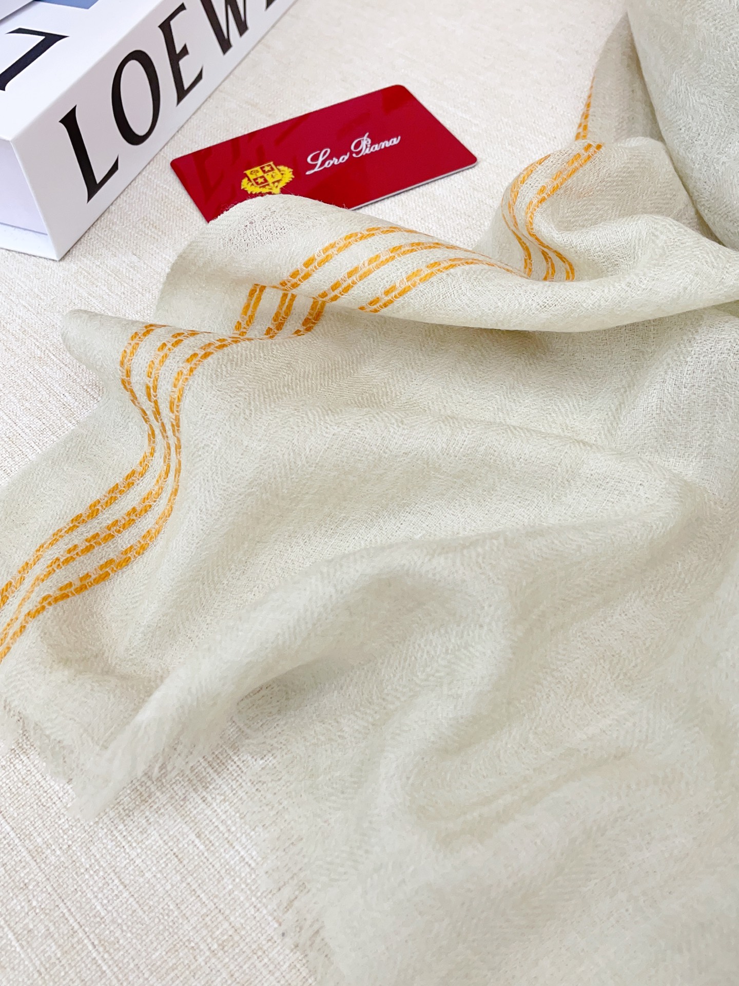 ✨✨【LP格纯色线条长巾】‼️♨️高尖端产物⚠️重磅呈现 ，绝无仅有 史无前例 100%纯山羊绒 手感好