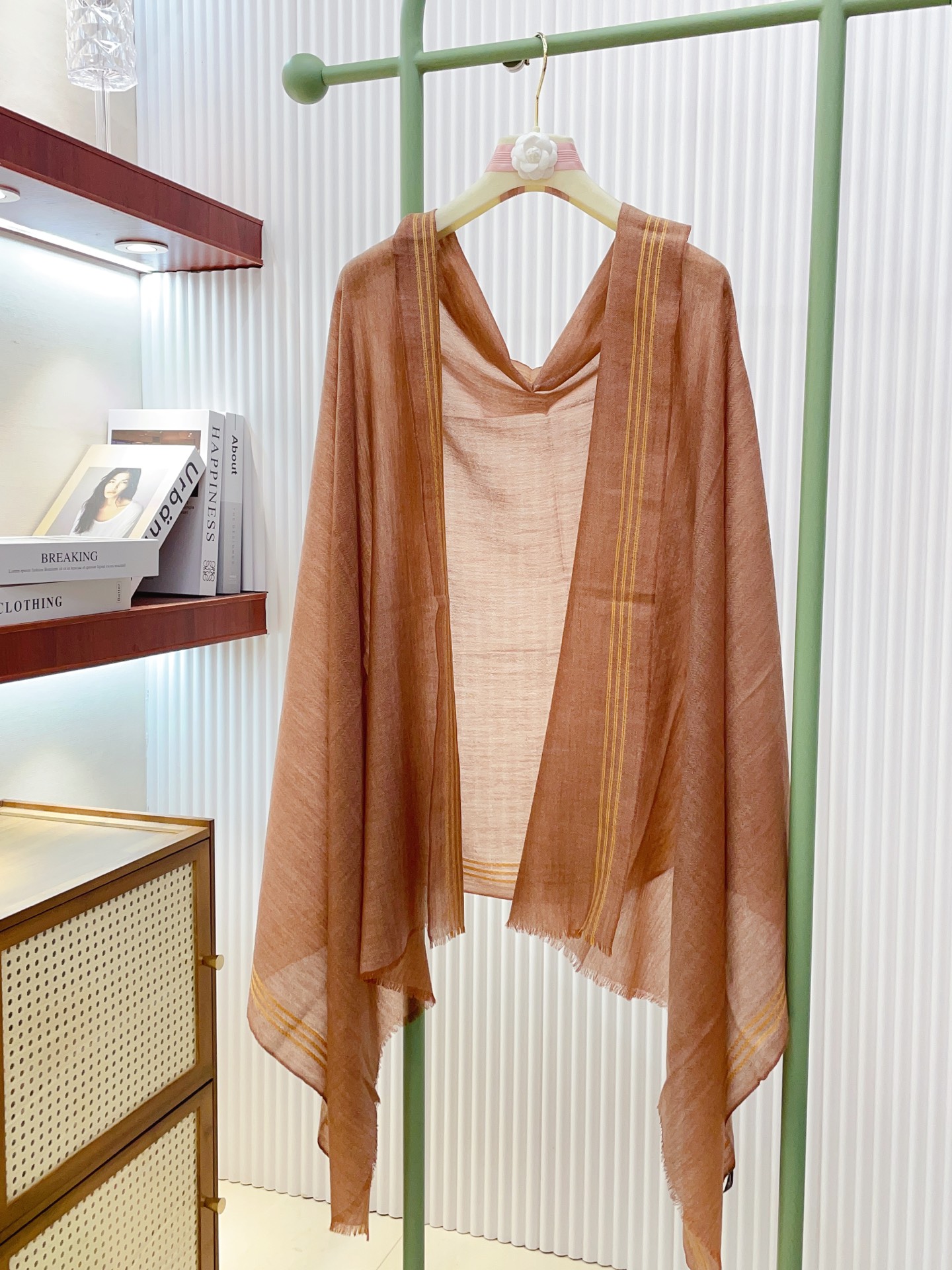 ✨✨【LP格纯色线条长巾】‼️♨️高尖端产物⚠️重磅呈现 ，绝无仅有 史无前例 100%纯山羊绒 手感好