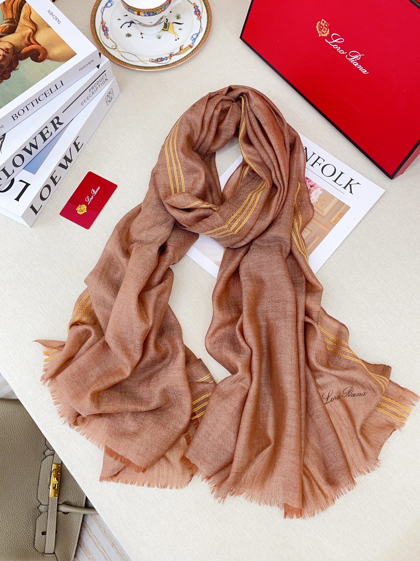 ✨✨【LP格纯色线条长巾】‼️♨️高尖端产物⚠️重磅呈现 ，绝无仅有 史无前例 100%纯山羊绒 手感好