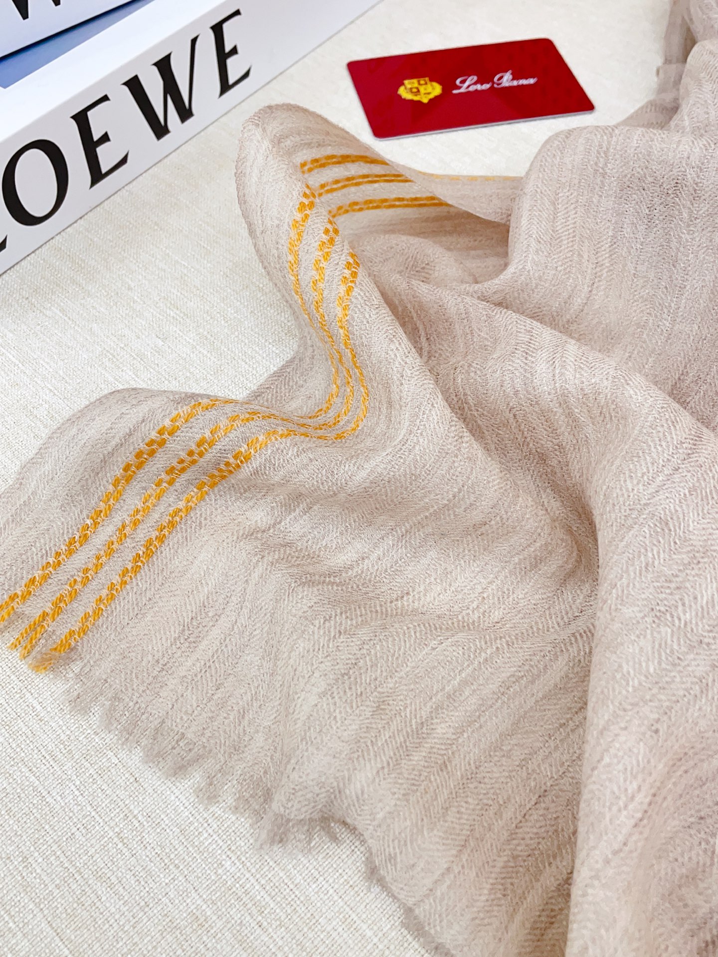 ✨✨【LP格纯色线条长巾】‼️♨️高尖端产物⚠️重磅呈现 ，绝无仅有 史无前例 100%纯山羊绒 手感好