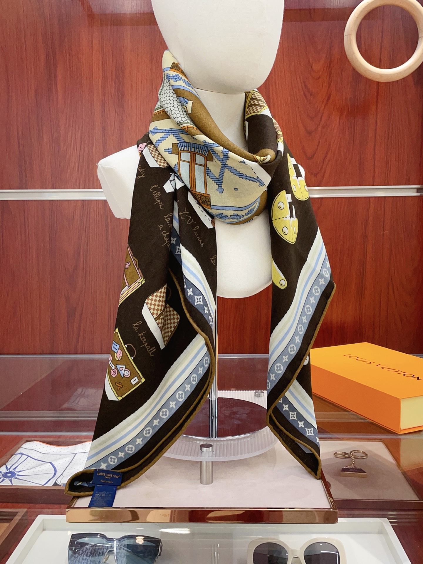 NO:341859,[Double-sided and same color silk wool style] L-home cashmere new style, it is said to be good to buy it, recommended, double-sided and same color cashmere square scarf, donkey family ZG popular three-dimensional presentation pattern and pattern, very high grade, special craftsmanship, high-end research and development, and stunningly launched, special cutting-edge technology processing is loved by white and rich beauty. Whether it is quality, style, price, they scream, super high cost performance, absolutely worth buying, size 140cm*140cm, 70 cashmere silk high-version scarf, high-version scarf, louis vuitton, louis vuitton, louis vuitton, louis vuitton, real silk, size 140cm*140cm, 70 cashmere silk high-version scarf, high-version scarf, louis vuitton, louis vuitton, louis vuitton, louis vuitton, real silk19860909【双面同色 丝毛款】L家羊绒新款 买了都说好看推荐双面同色羊绒方巾驴家ZG爆款立体呈现图案纹路实物档次极高特殊工艺高端研发惊艳问世特殊尖端工艺处理受到白富美的喜欢 无论是品质 款式 价格都令大牌控的她们尖叫 超高性价比 绝对值得入手尺寸140cm*140cm,70羊绒真丝高版本围巾,高版本围巾,louis vuitton,louis vuitton,louis vuitton,real silk,scarf