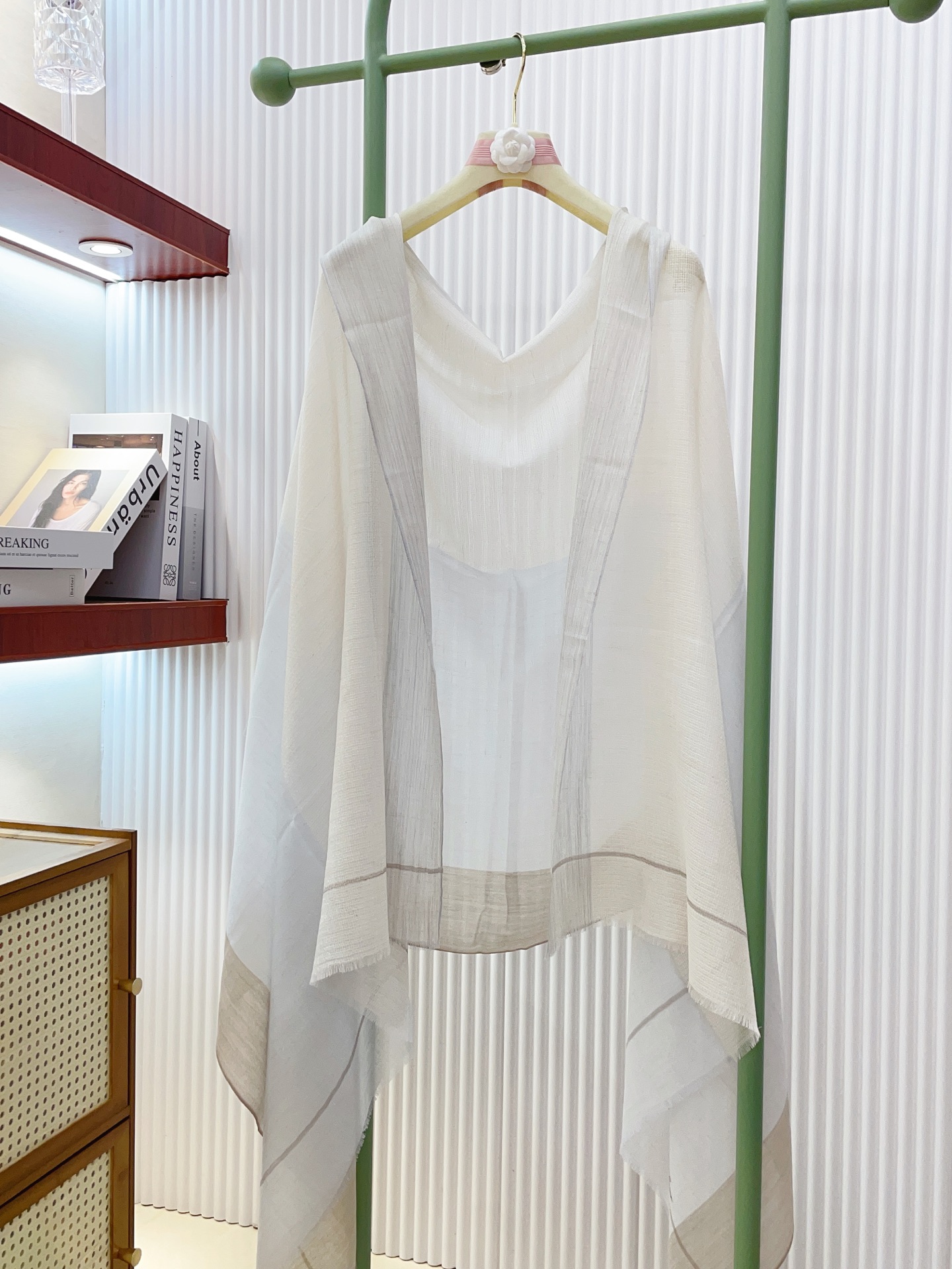 ✨✨【LP纯色条边长巾】‼️♨️高尖端产物⚠️重磅呈现 ，绝无仅有 史无前例 100%纯山羊绒 手感好到